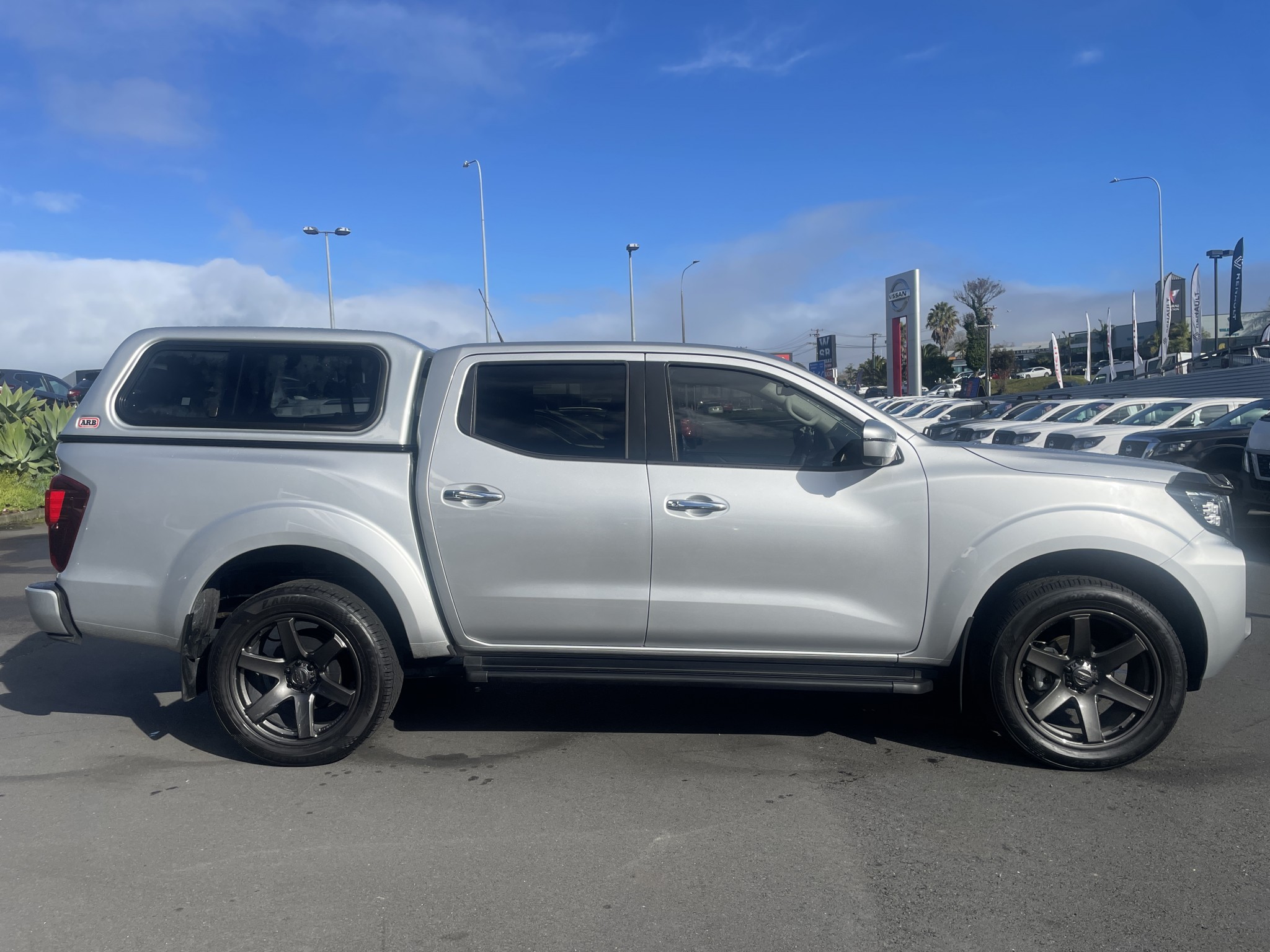 2024 Nissan Navara | ST PLATINUM 2WD | 24040 | 5