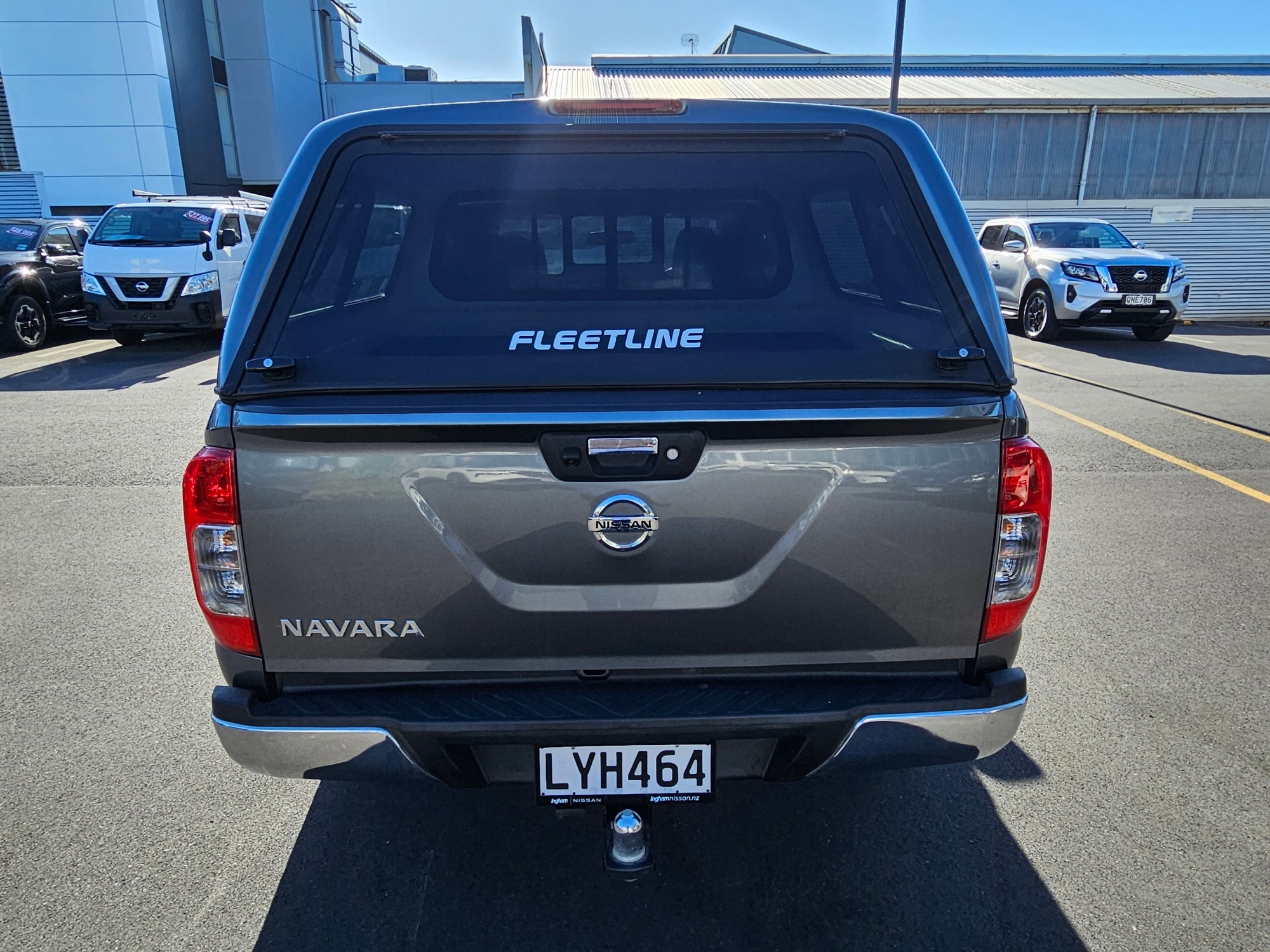 2019 Nissan Navara | RX 2.3D/6MT/UT/4DR/5 | 24117 | 7