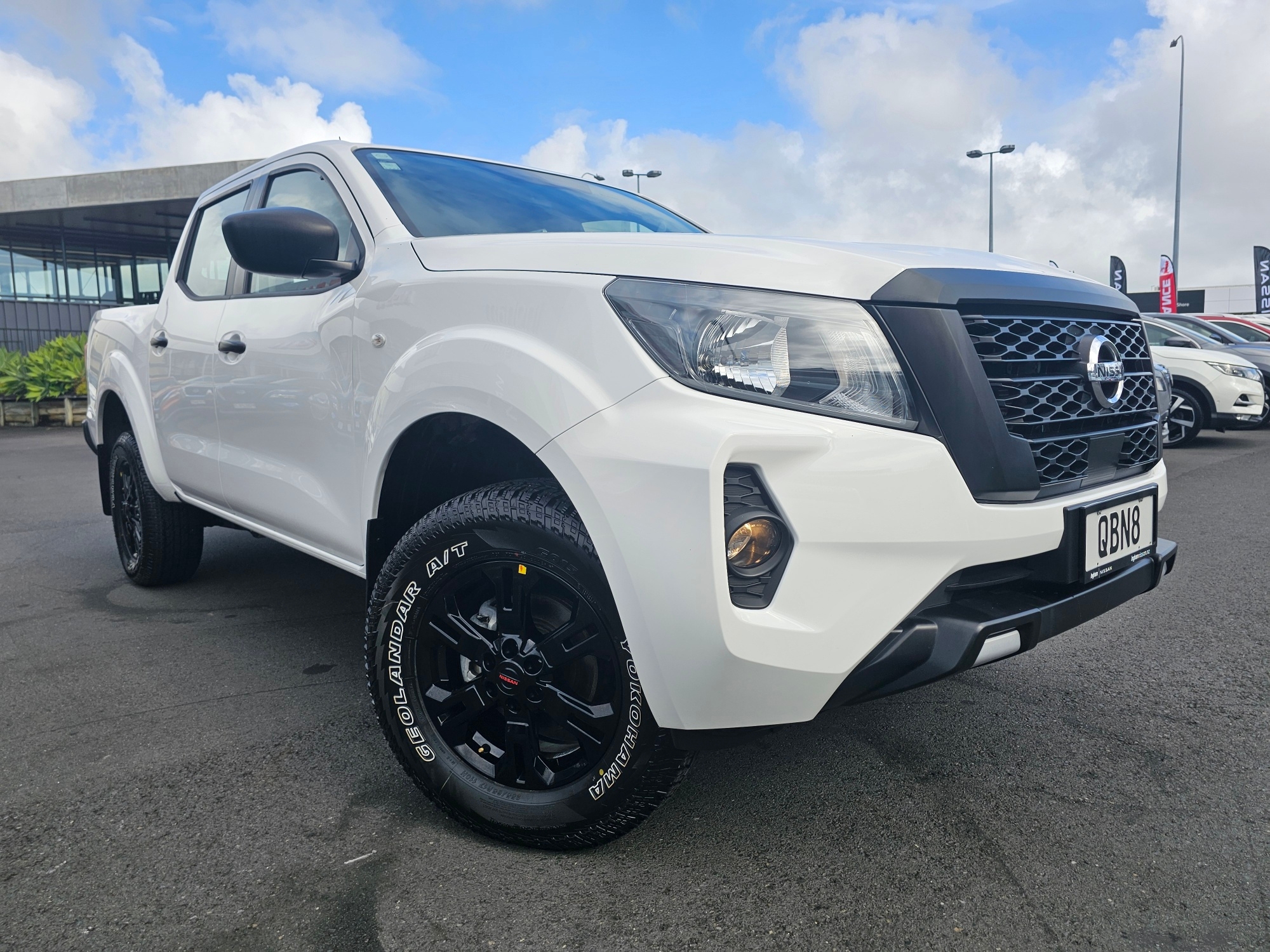 2023 Nissan Navara | SL-450 4WD | 24517 | 4