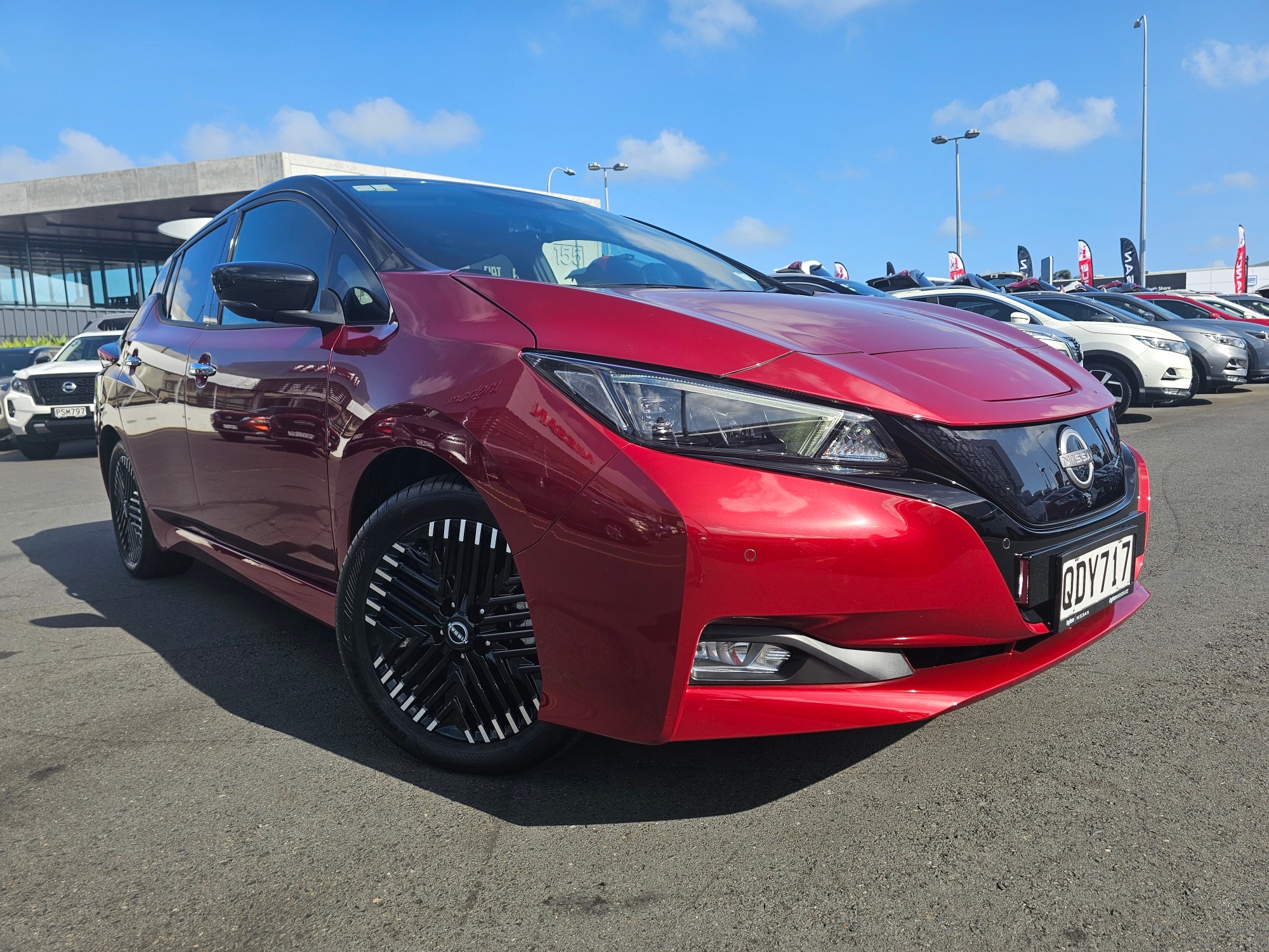 2023 Nissan Leaf | LEAF 39KW | 24529 | 4