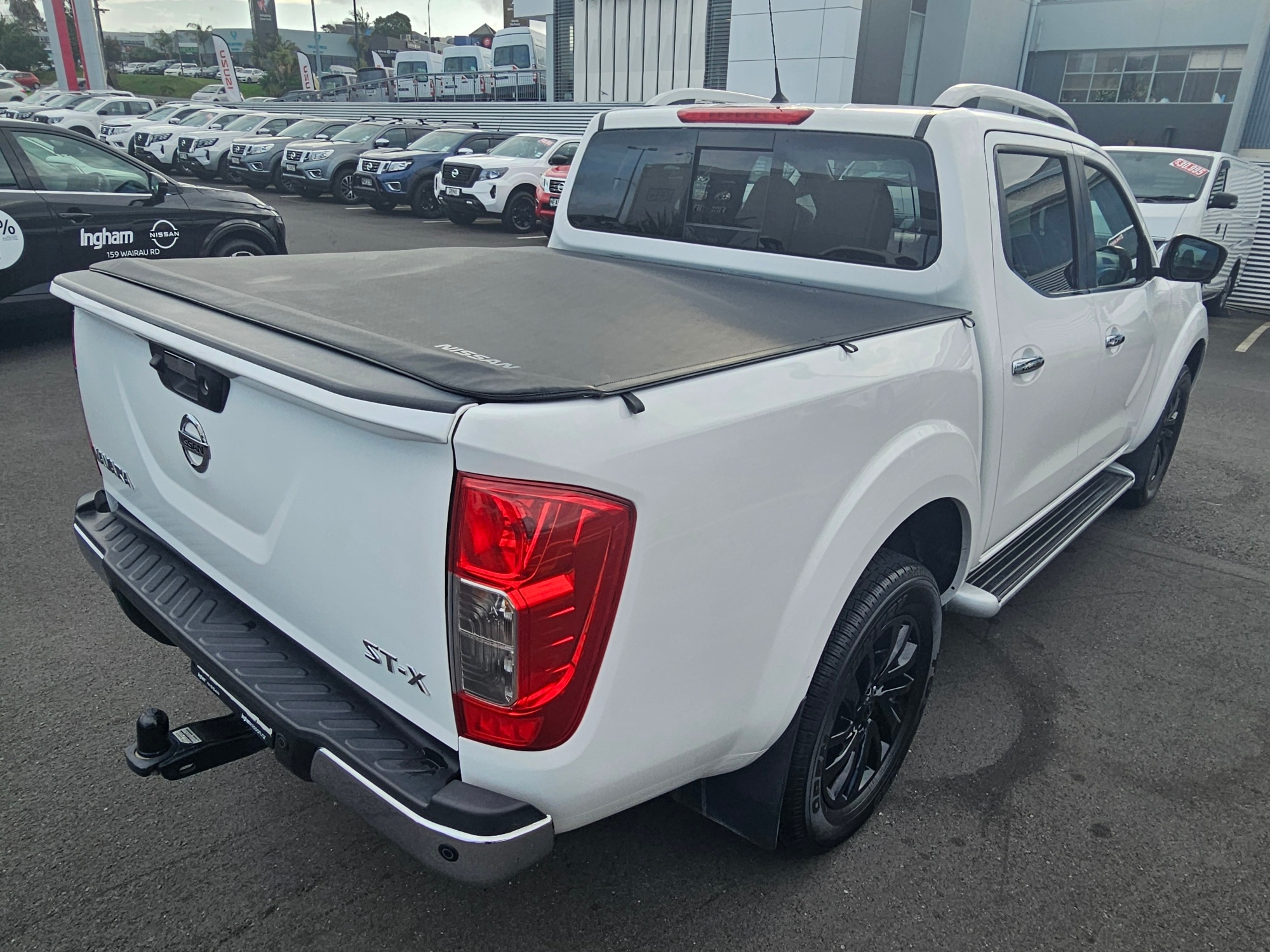 2019 Nissan Navara | ST-X 2WD | 24535 | 6