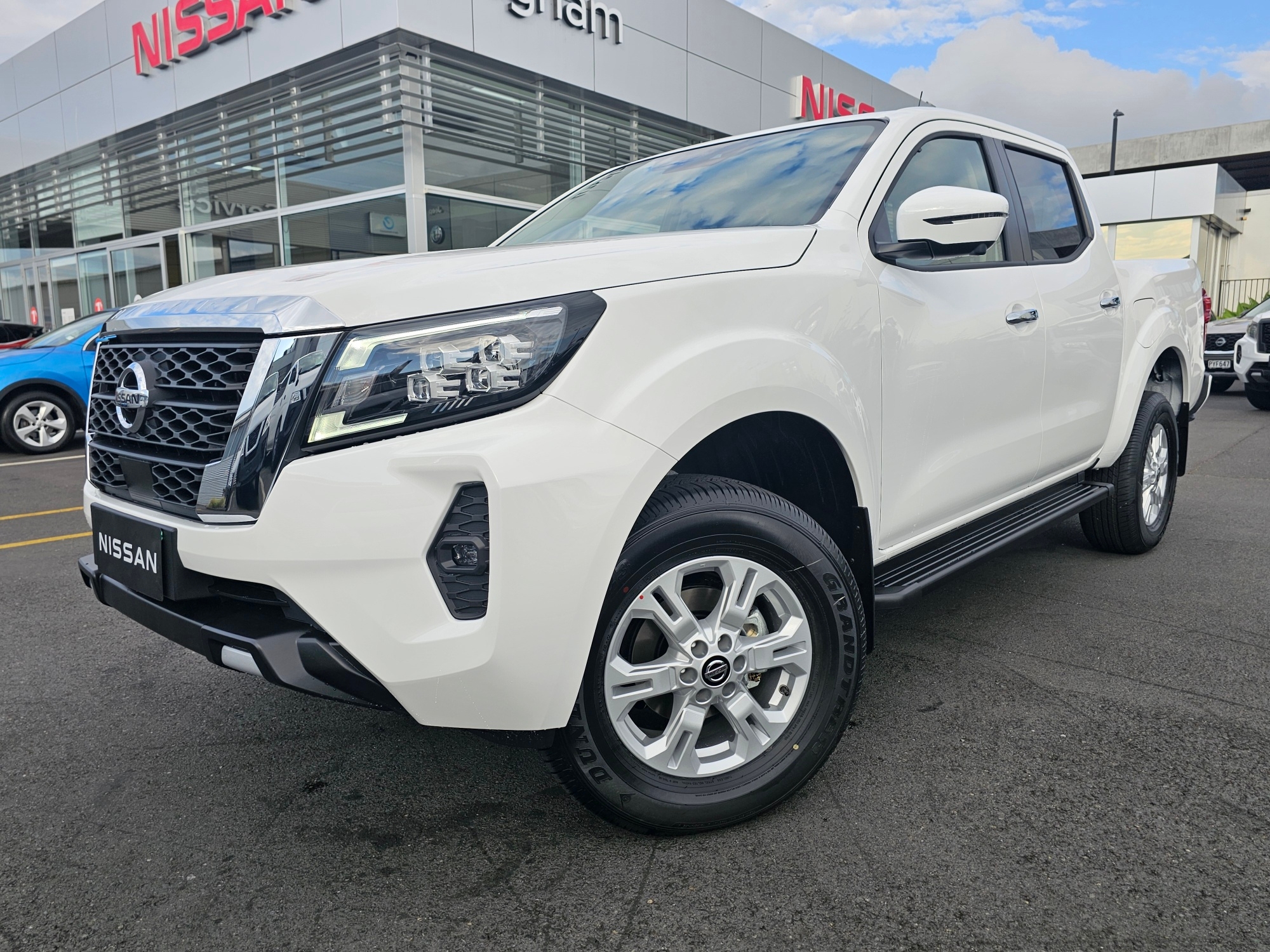 2024 Nissan Navara | ST 4WD MANUAL | 24536 | 2