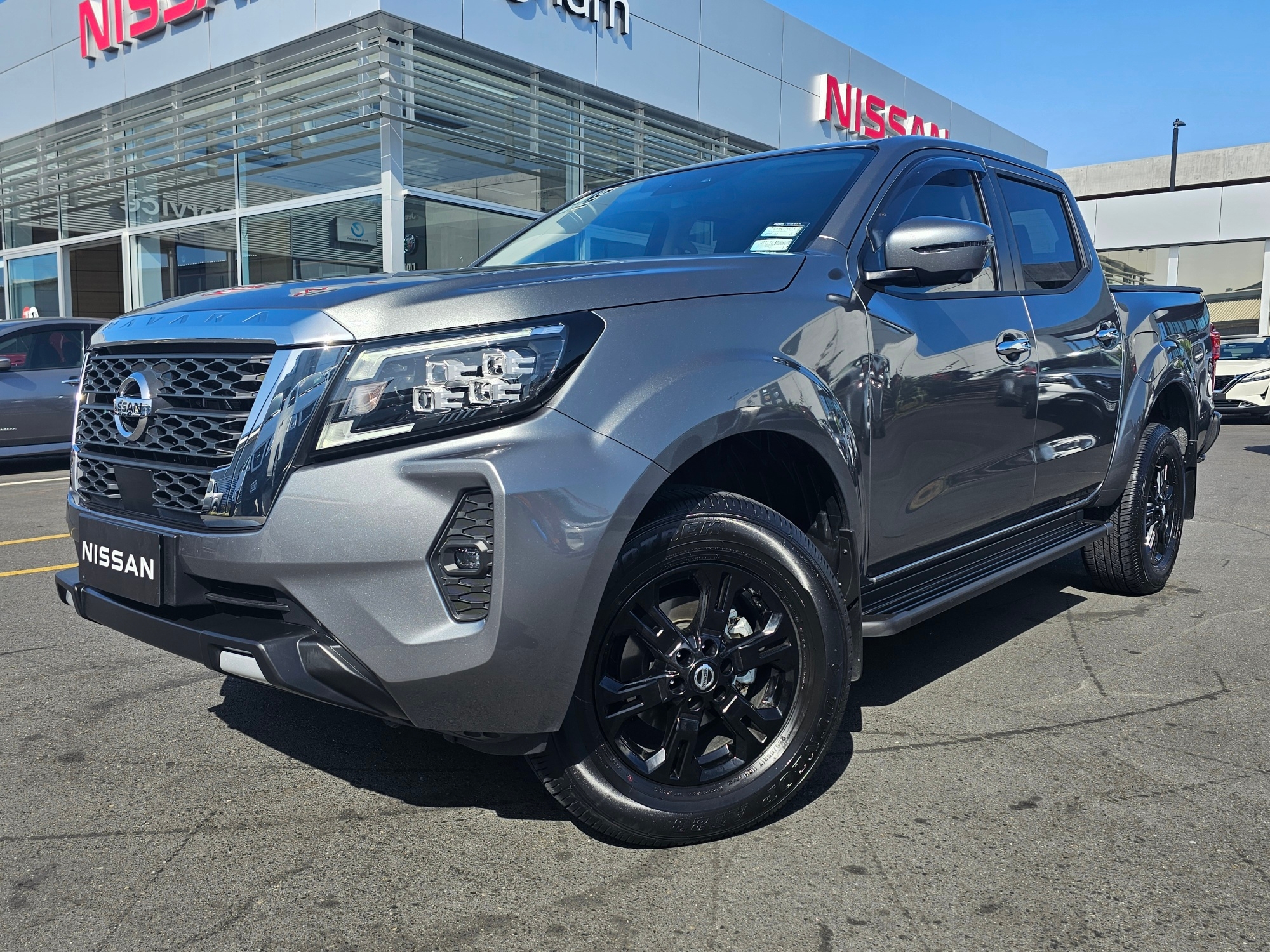 2024 Nissan Navara | ST SPORT | 24747 | 2