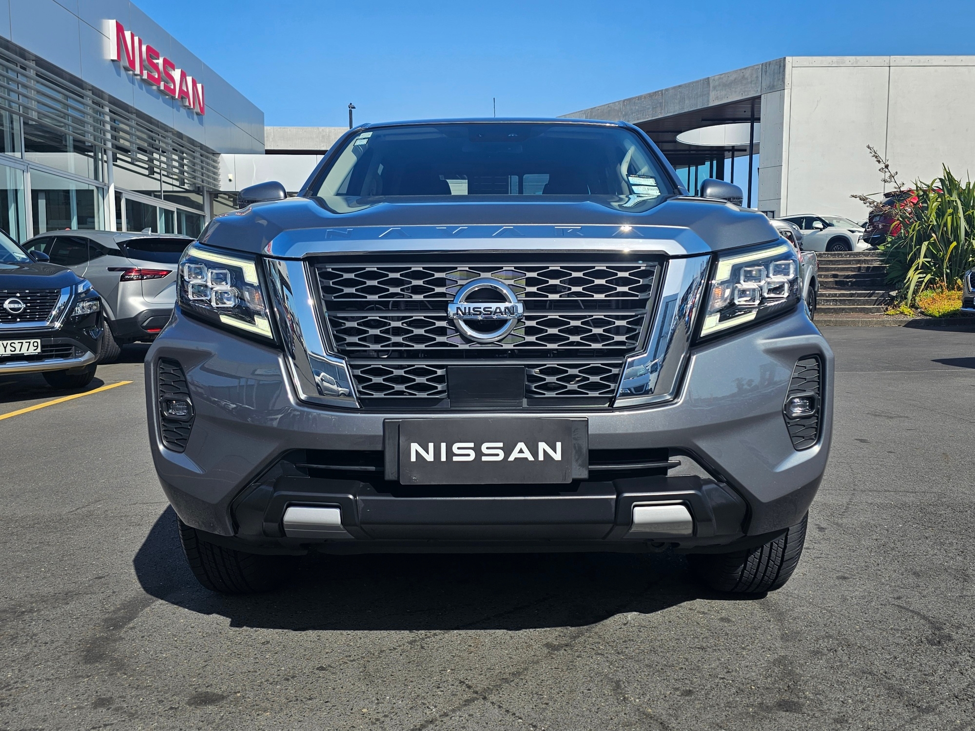 2024 Nissan Navara | ST SPORT | 24747 | 3