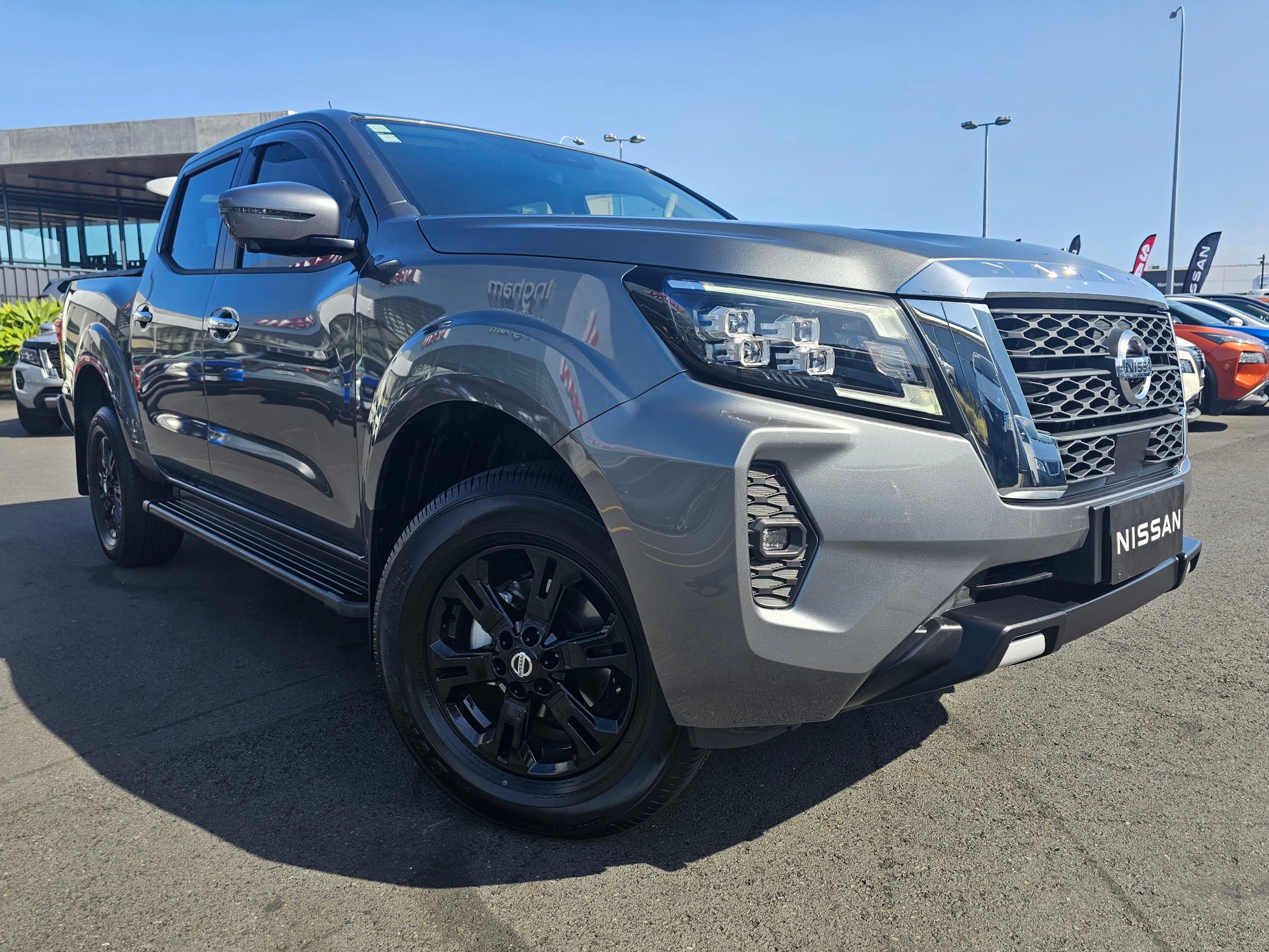 2024 Nissan Navara | ST SPORT | 24747 | 4