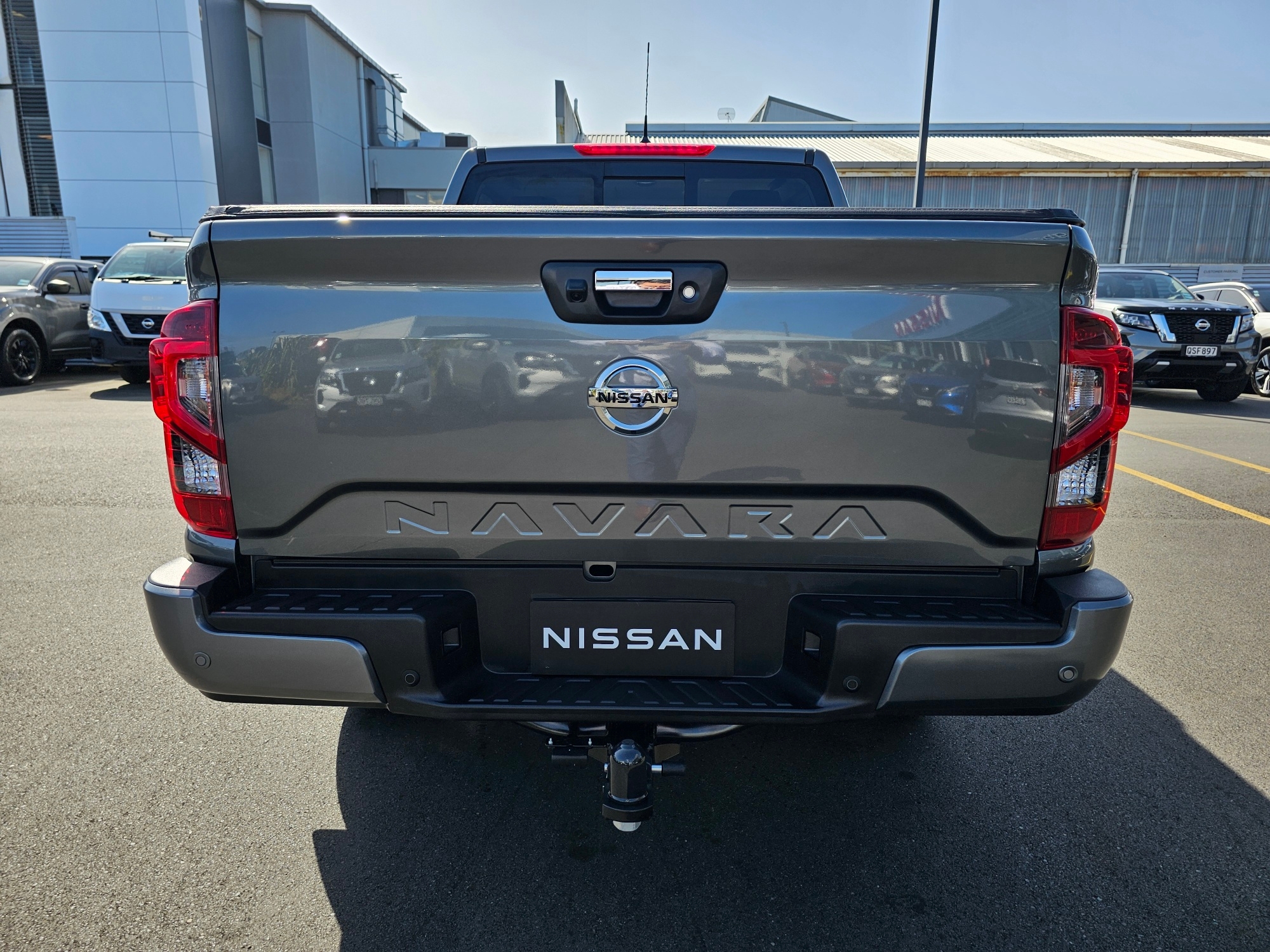 2024 Nissan Navara | ST SPORT | 24747 | 7