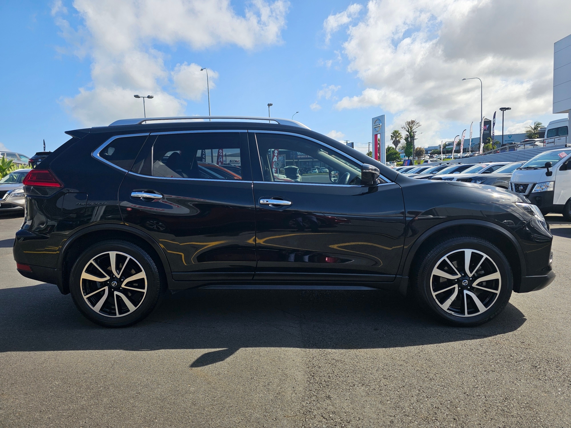 2020 Nissan X-Trail | ST-L 2.5P | 24763 | 5