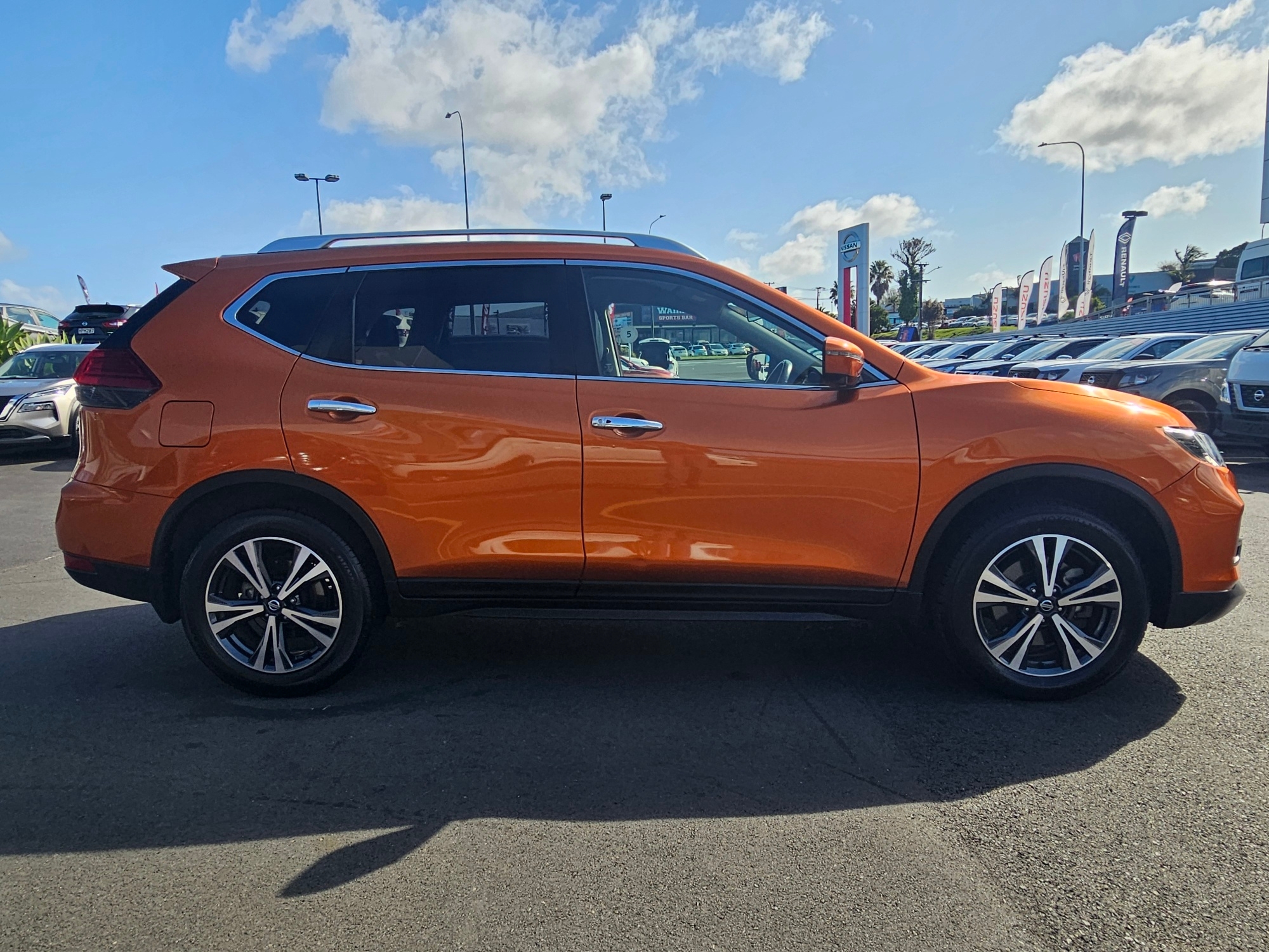 2021 Nissan X-Trail | ST-L 2.5P | 24764 | 5