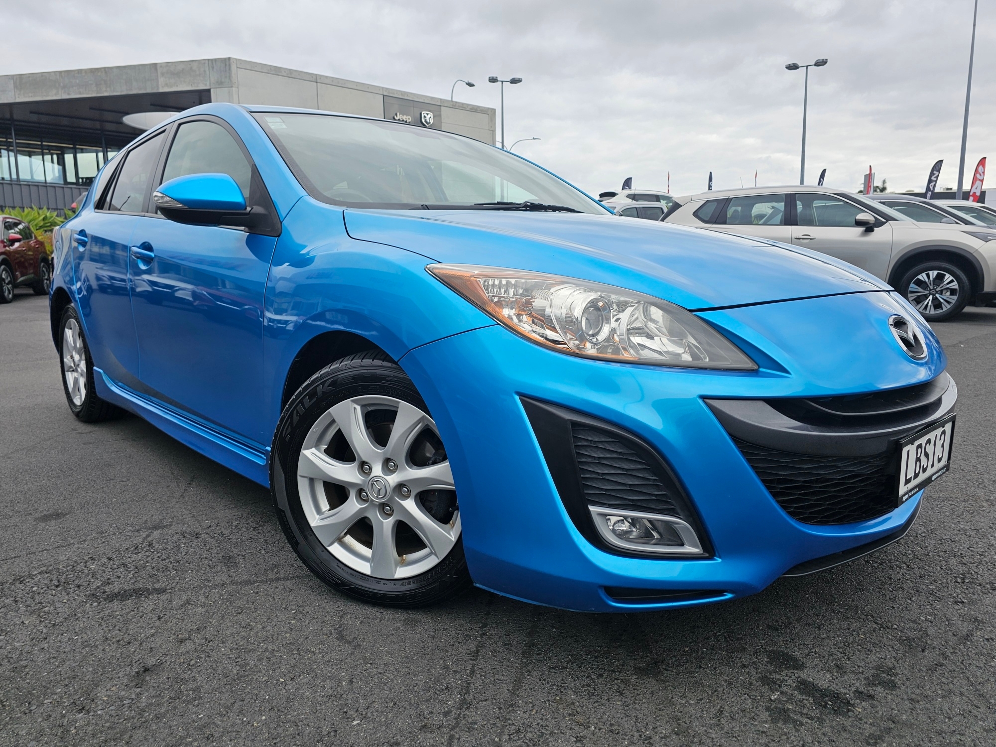 2011 Mazda Axela | 2.0P | 24947 | 4