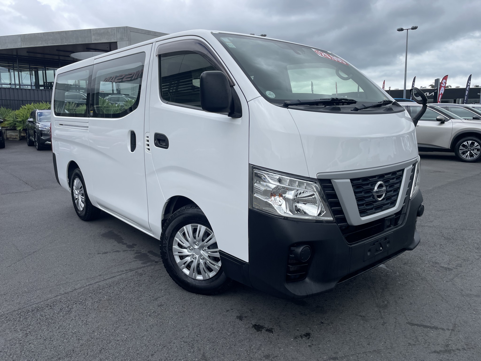 2018 Nissan CARAVAN | NV350 | 24985 | 4