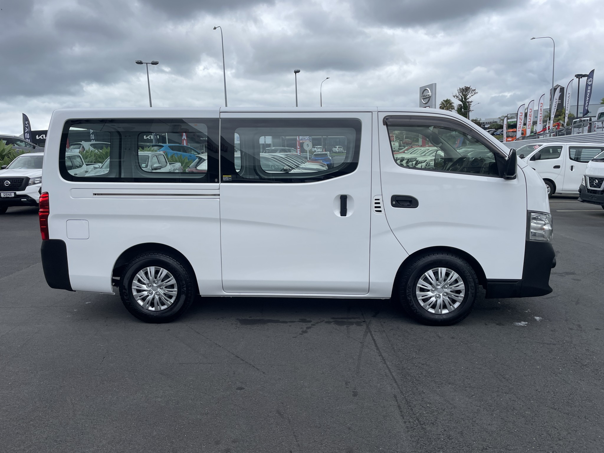 2018 Nissan CARAVAN | NV350 | 24985 | 5