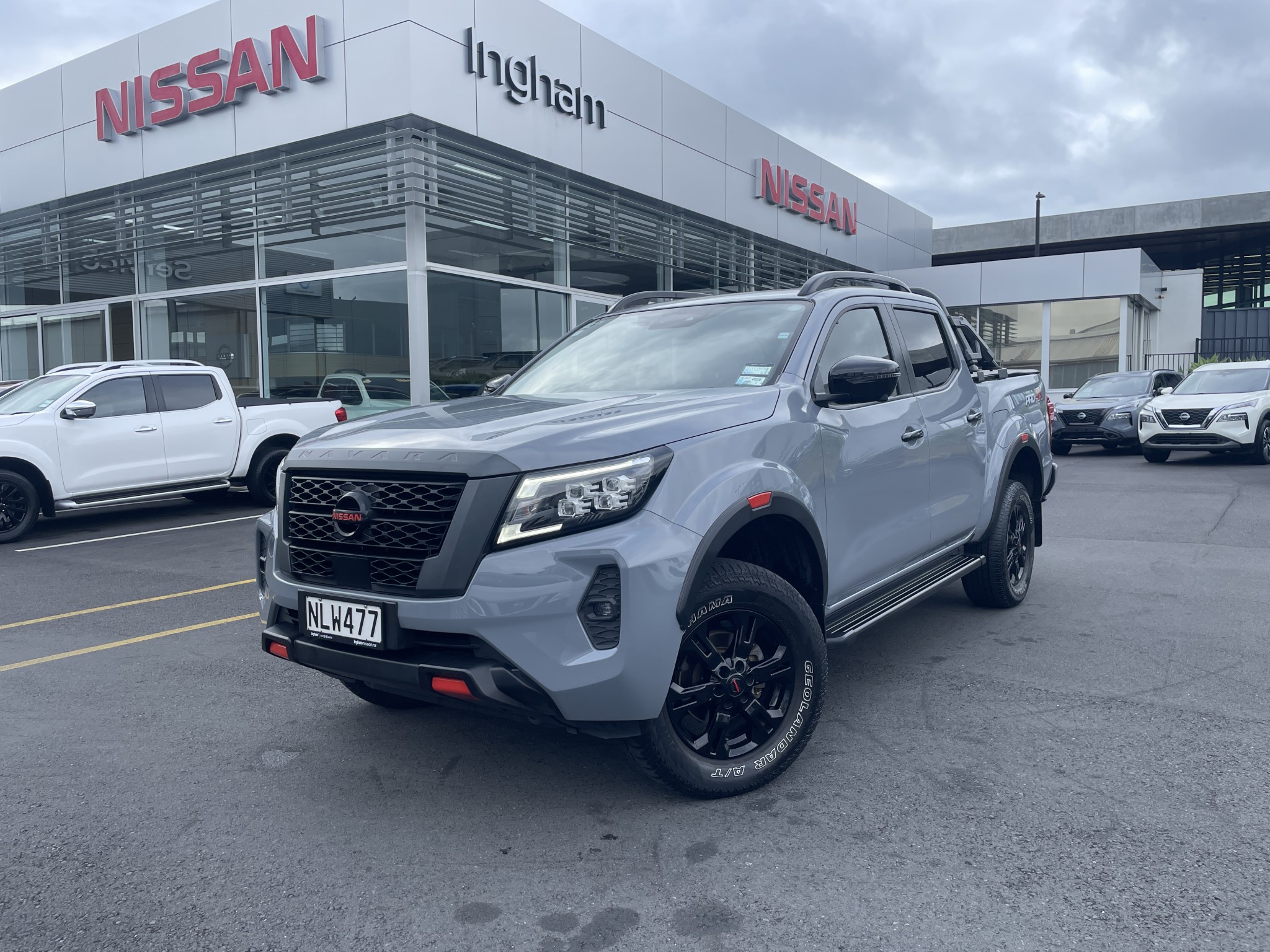 2021 Nissan Navara | PRO-4X 2.3D 4WD  | 25040 | 1