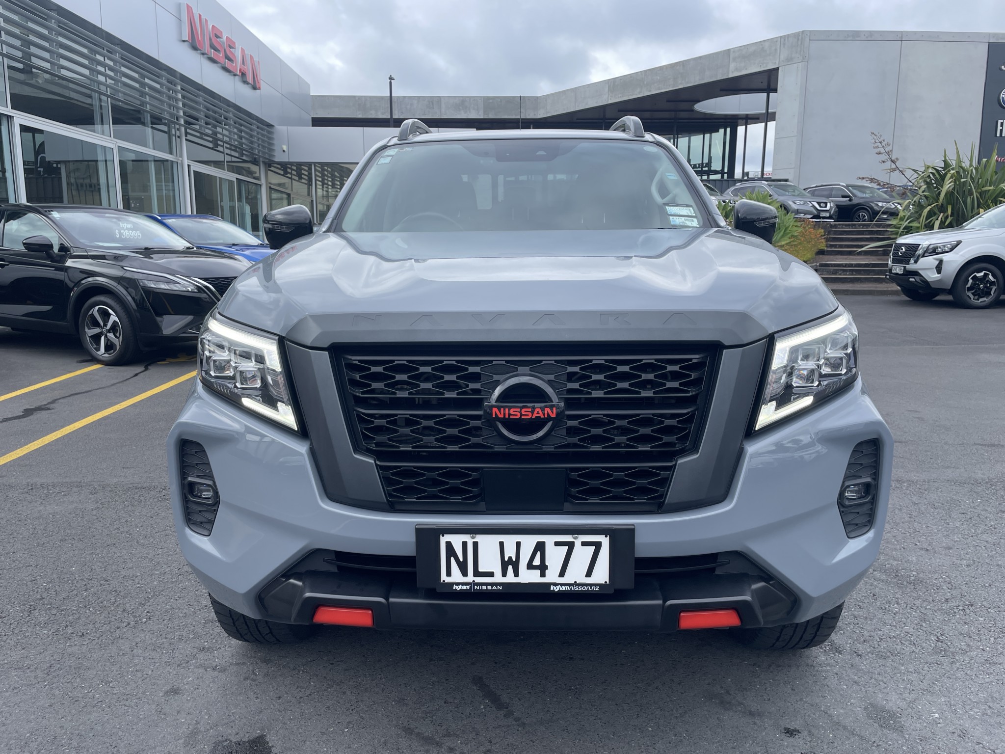 2021 Nissan Navara | PRO-4X 2.3D 4WD  | 25040 | 3