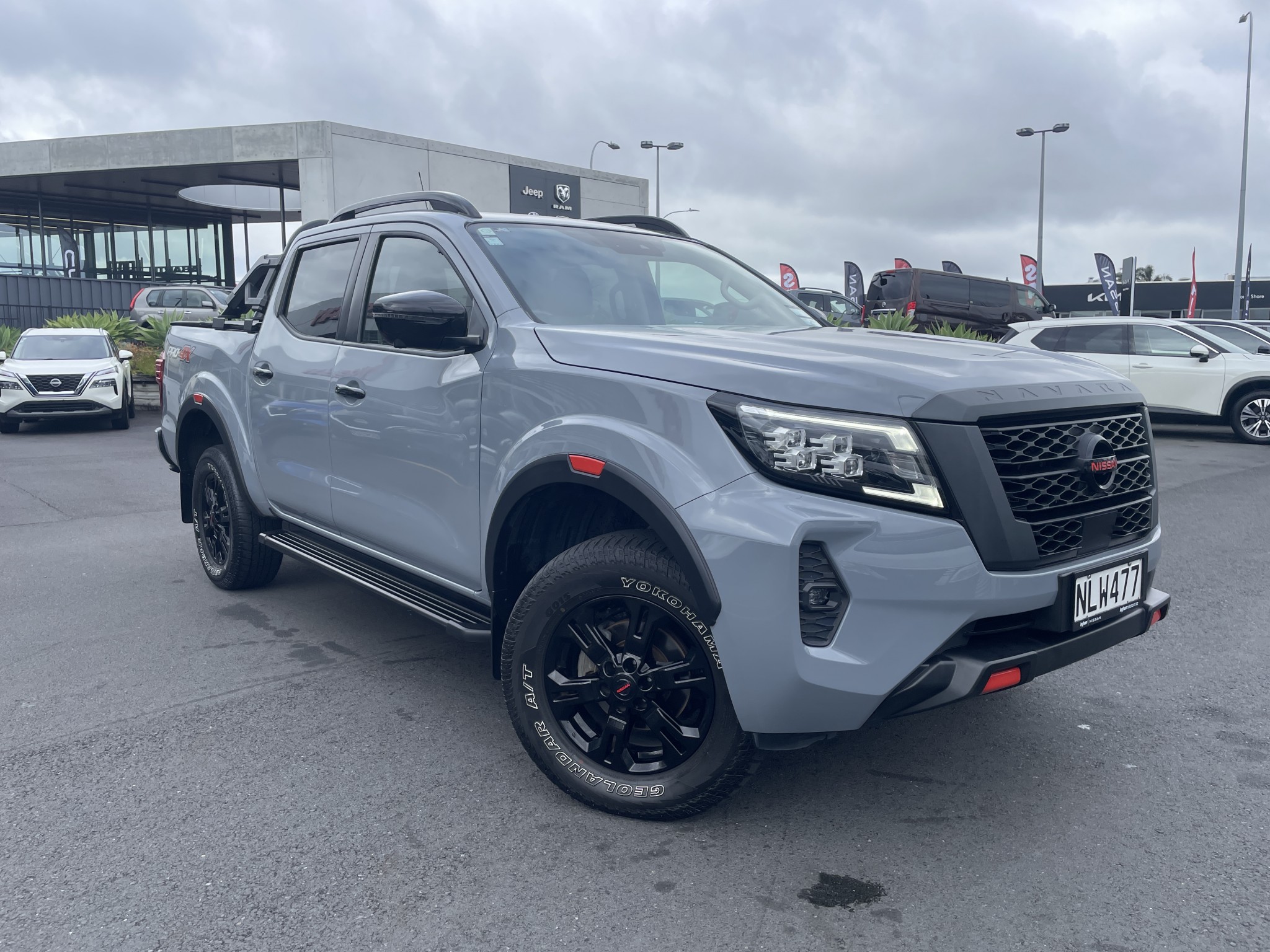 2021 Nissan Navara | PRO-4X 2.3D 4WD  | 25040 | 4