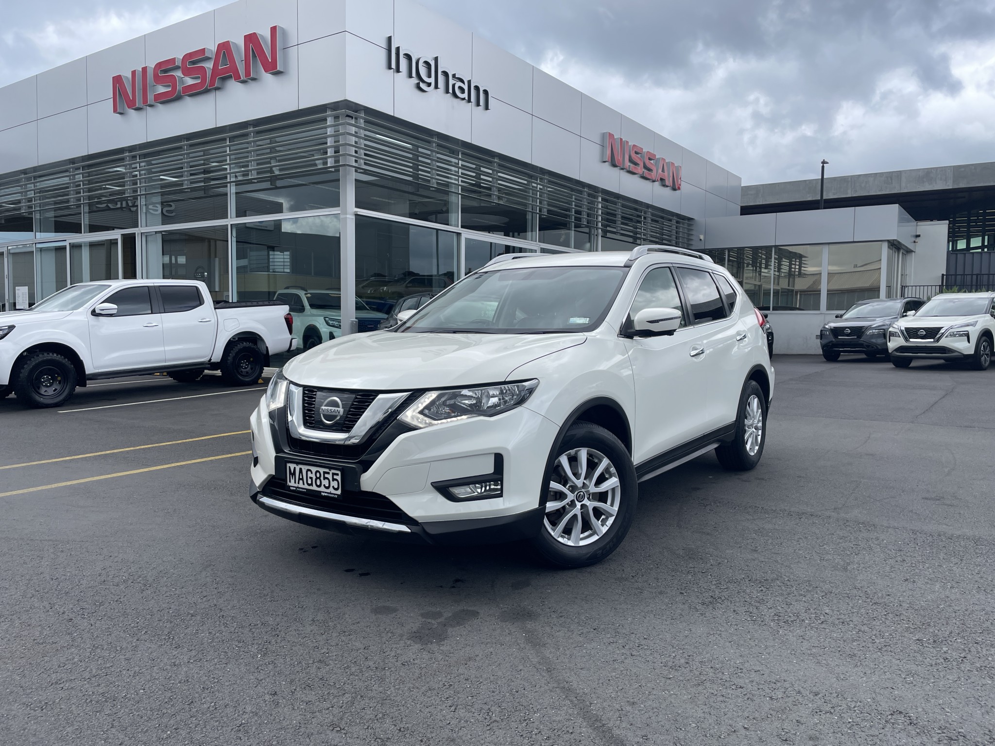 2019 Nissan X-Trail | ST-L 2WD  | 25049 | 1