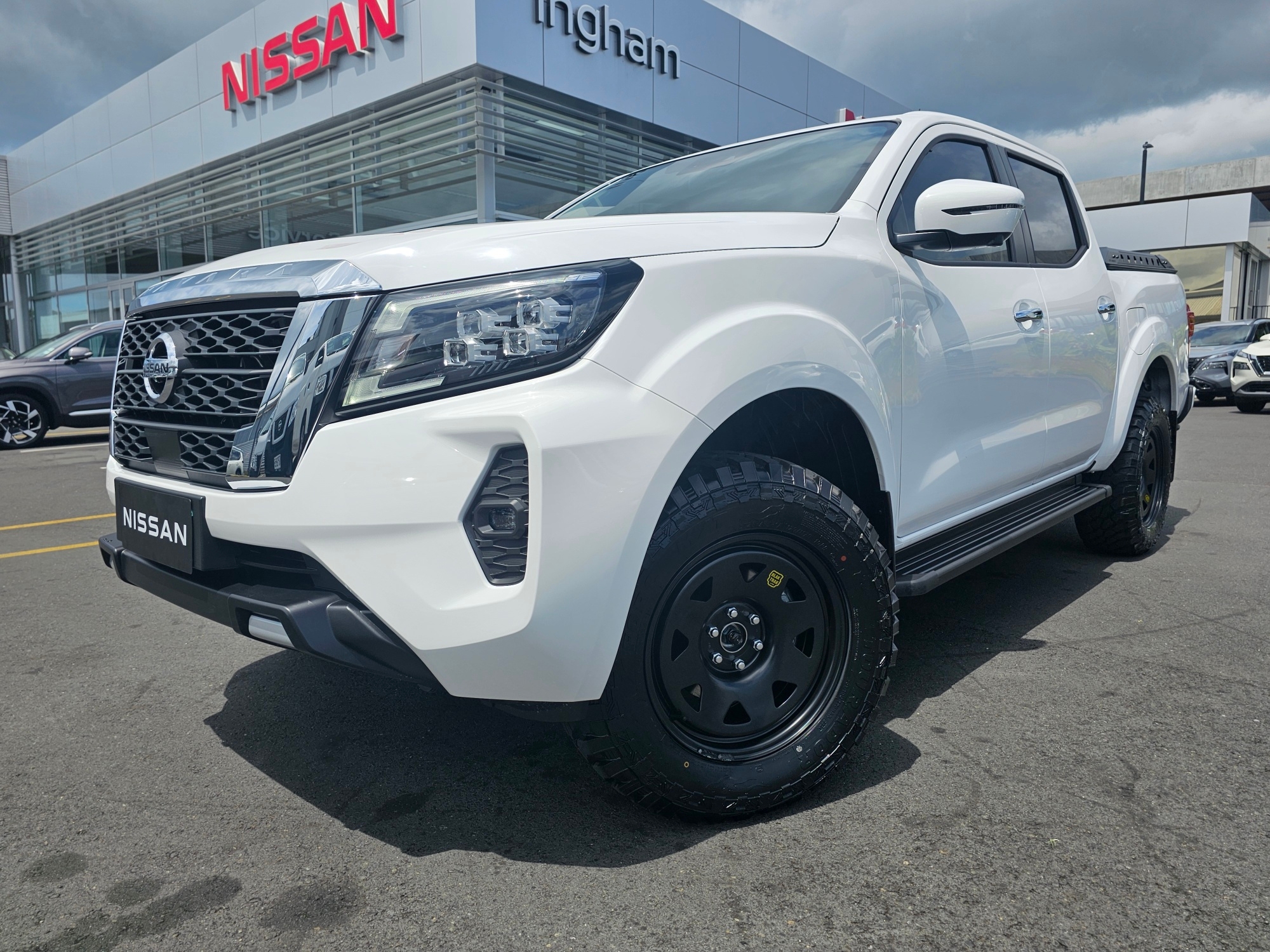 2024 Nissan Navara | ST I-ADVENTURE 4WD/AUTO | 25051 | 2