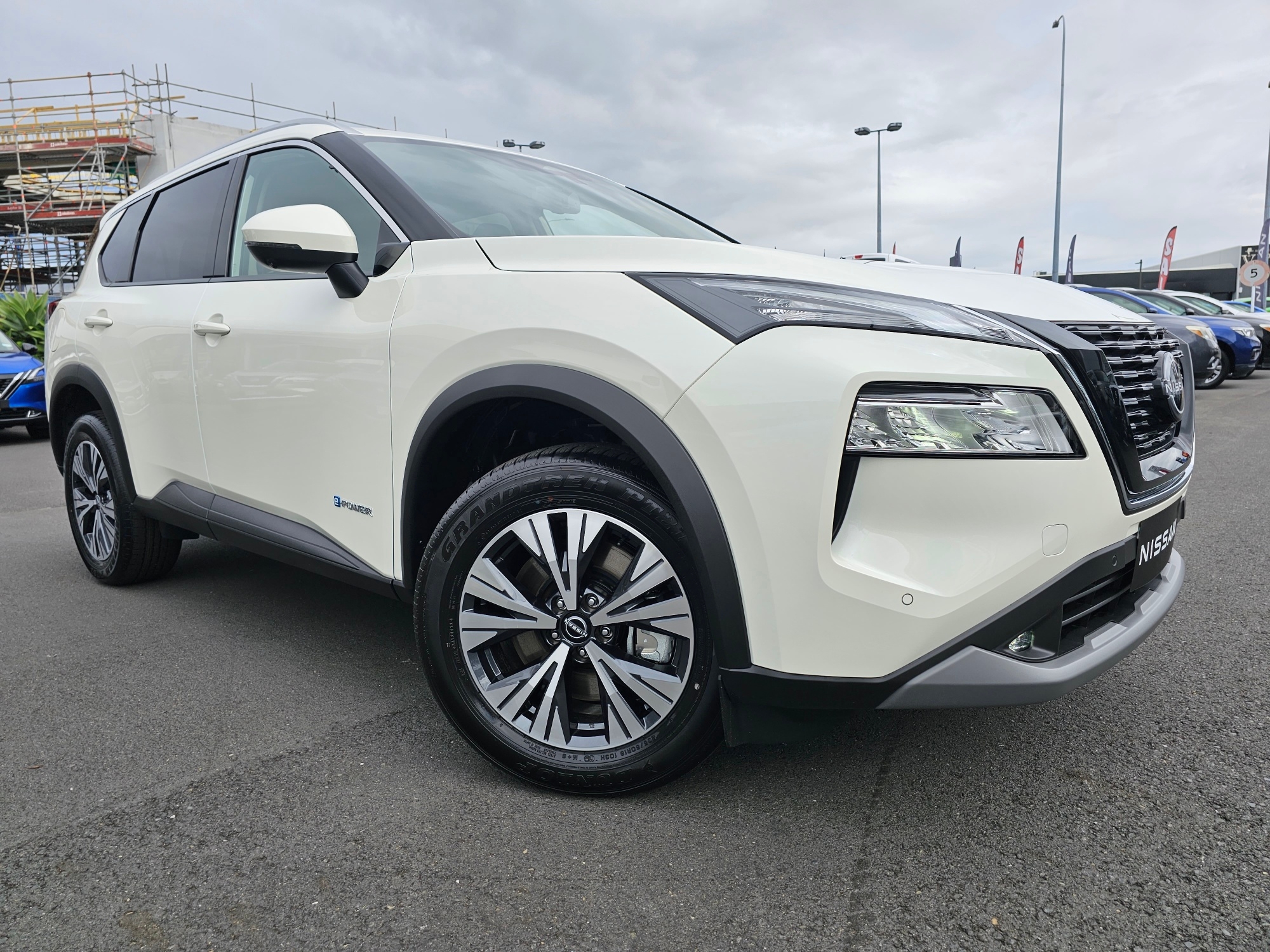 2024 Nissan X-Trail | ST-L E-POWER | 25057 | 4