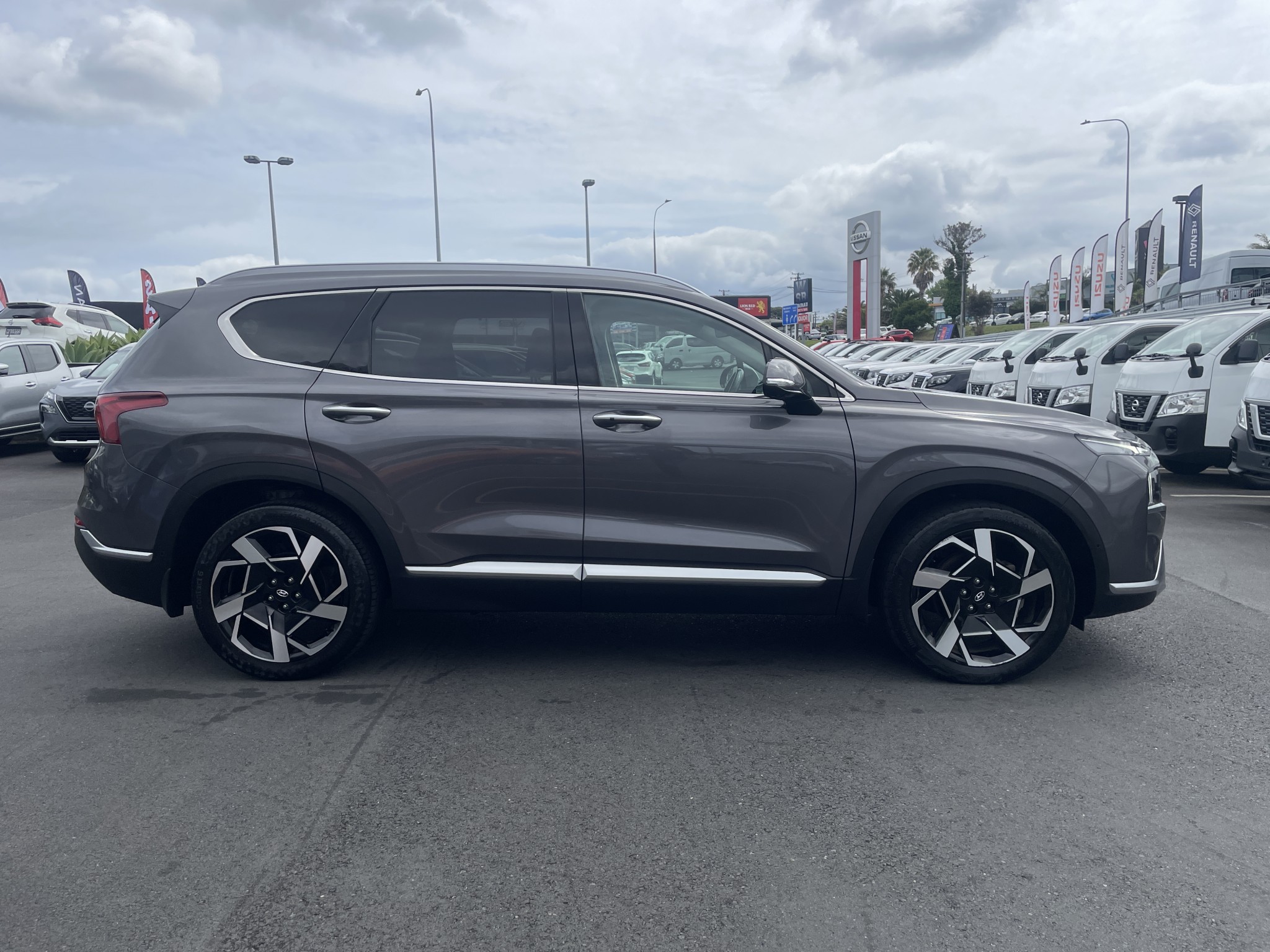 2021 Hyundai Santa Fe | TM LMITED 2.2 DIESEL TURBO 4WD | 25071 | 5