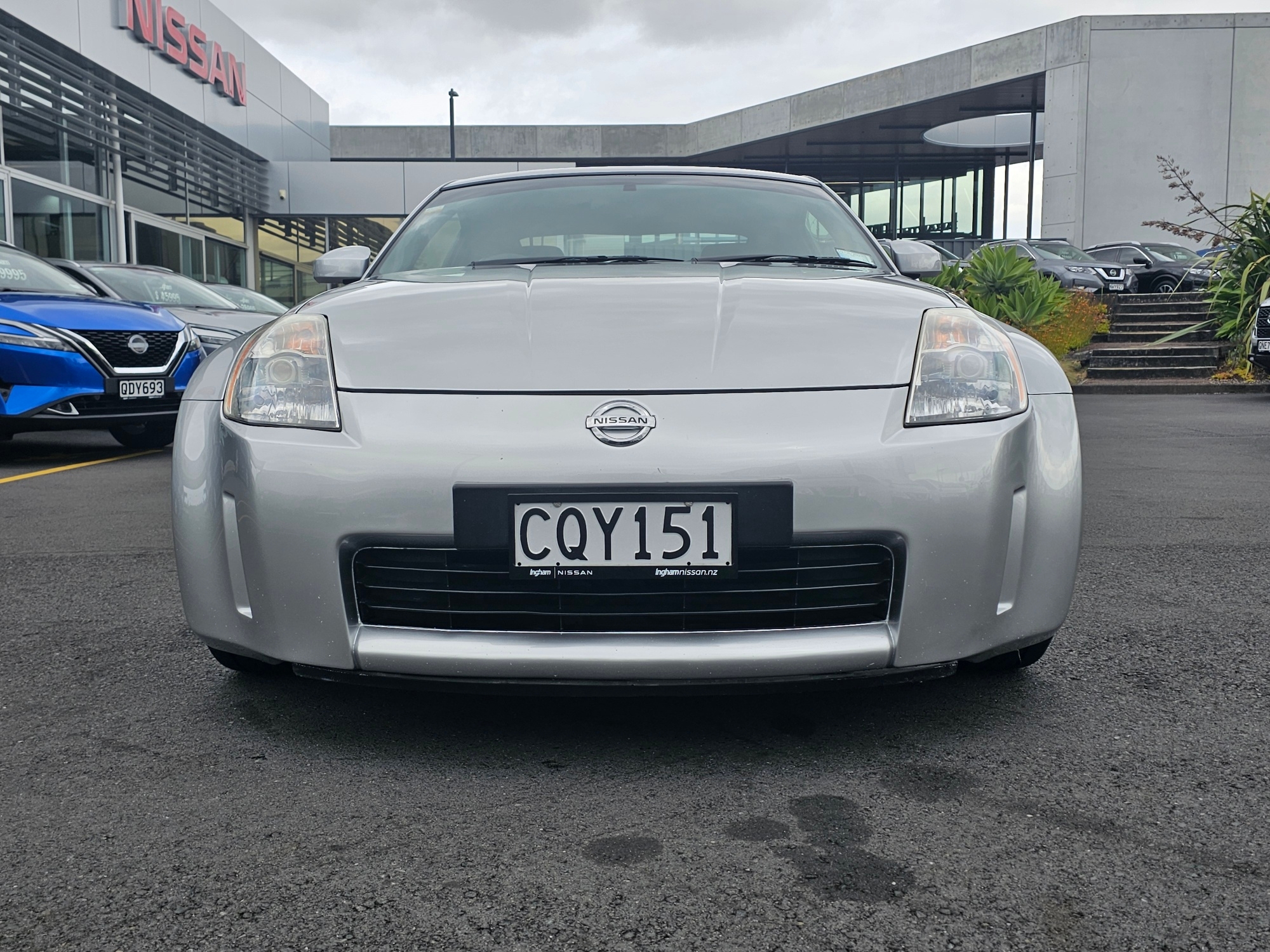 2003 Nissan 350Z | 5 SPD AUTO COUPE | 25073 | 4