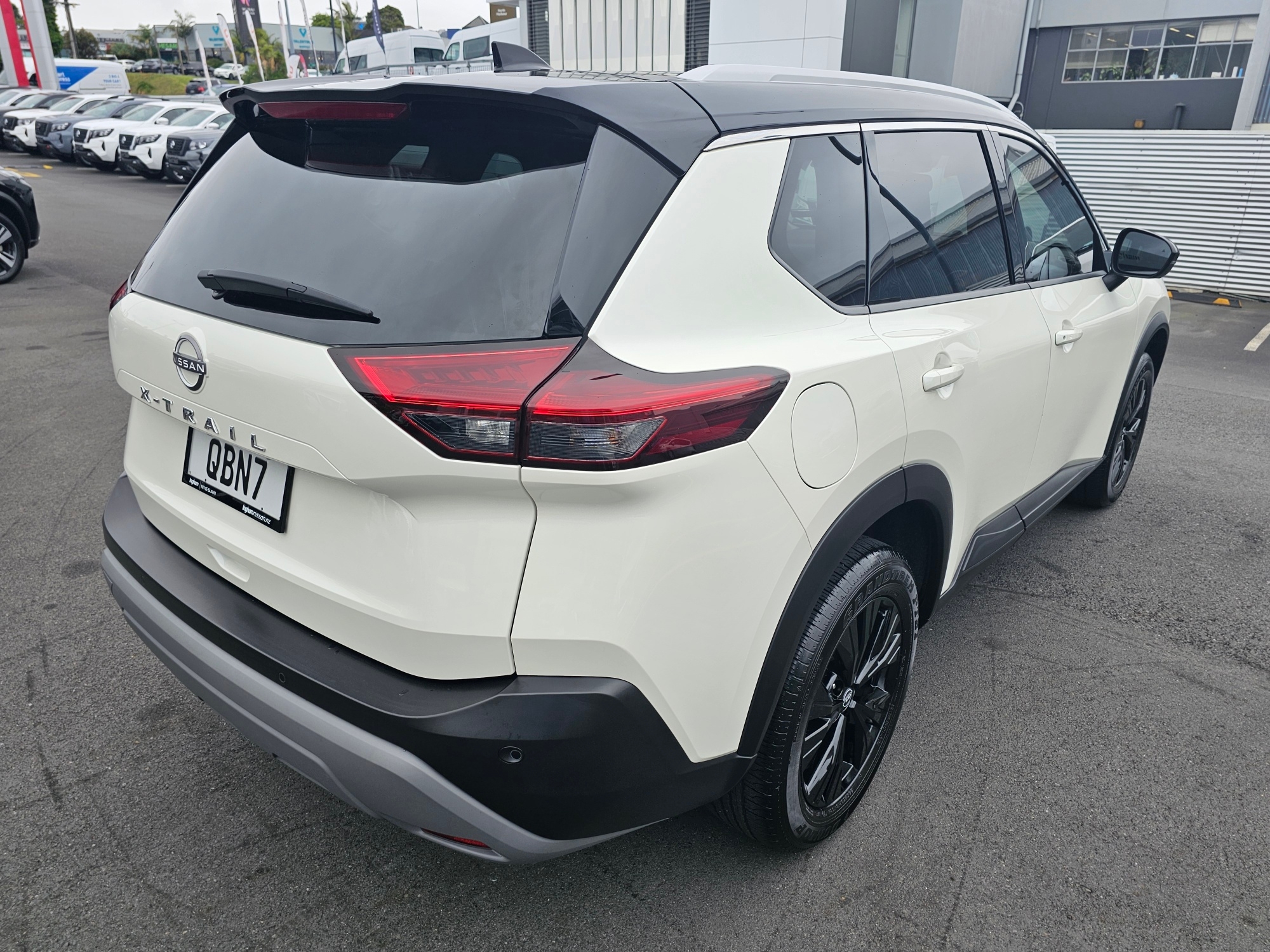 2023 Nissan X-Trail | ST-L BLACK EDITION | 25133 | 6