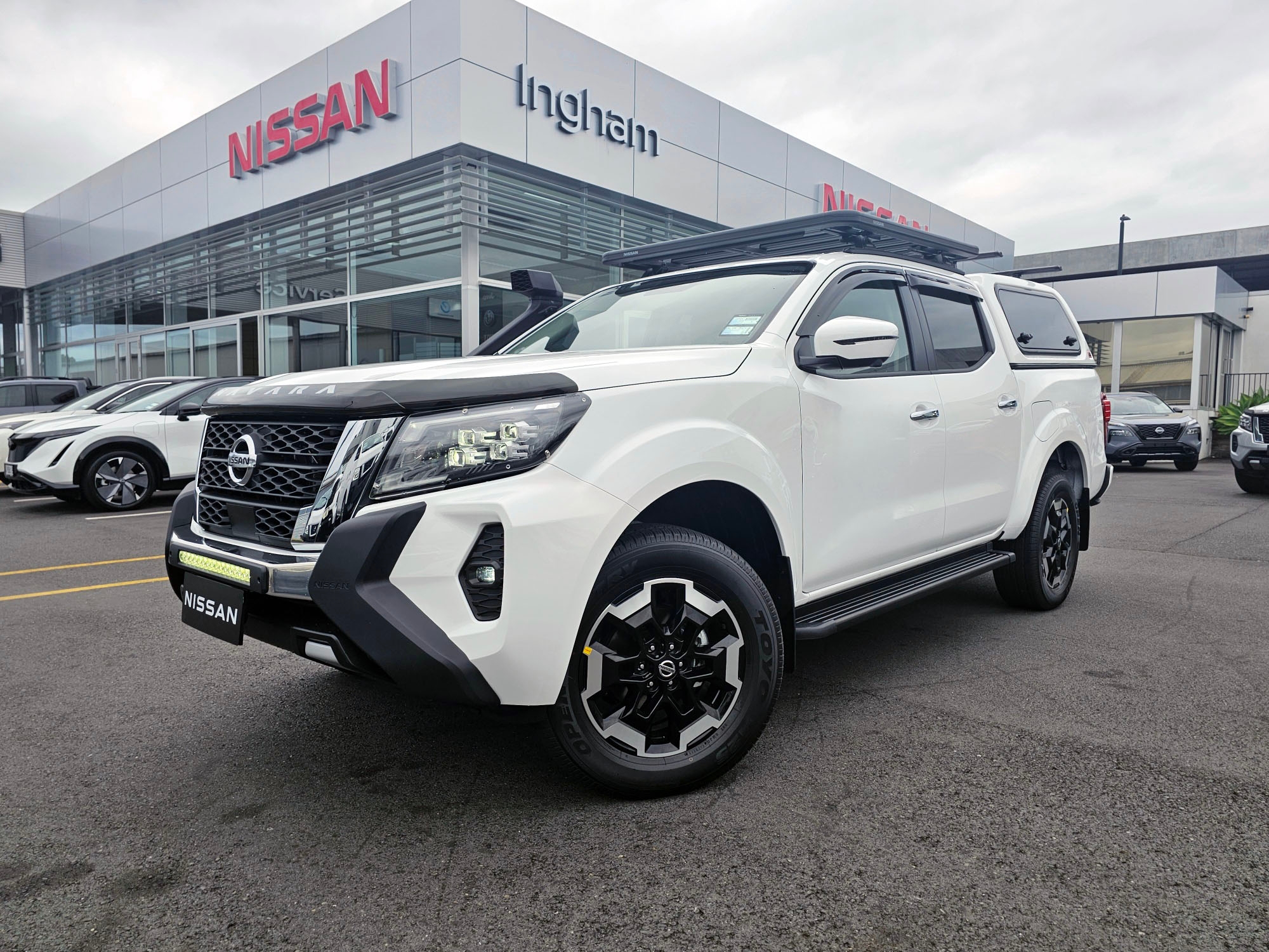 2024 Nissan Navara | ST-X I-TREK  | 25203 | 1