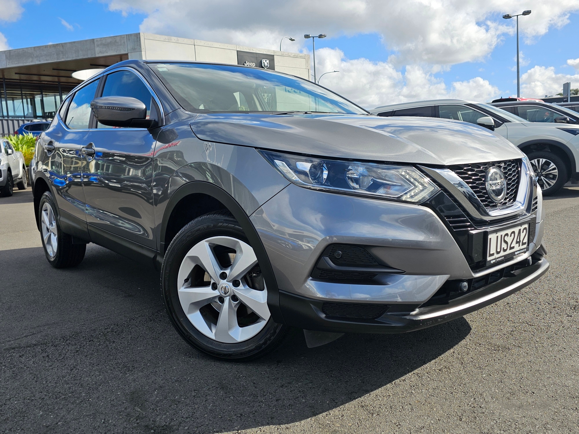 2018 Nissan Qashqai | ST 2.0P | 25213 | 4