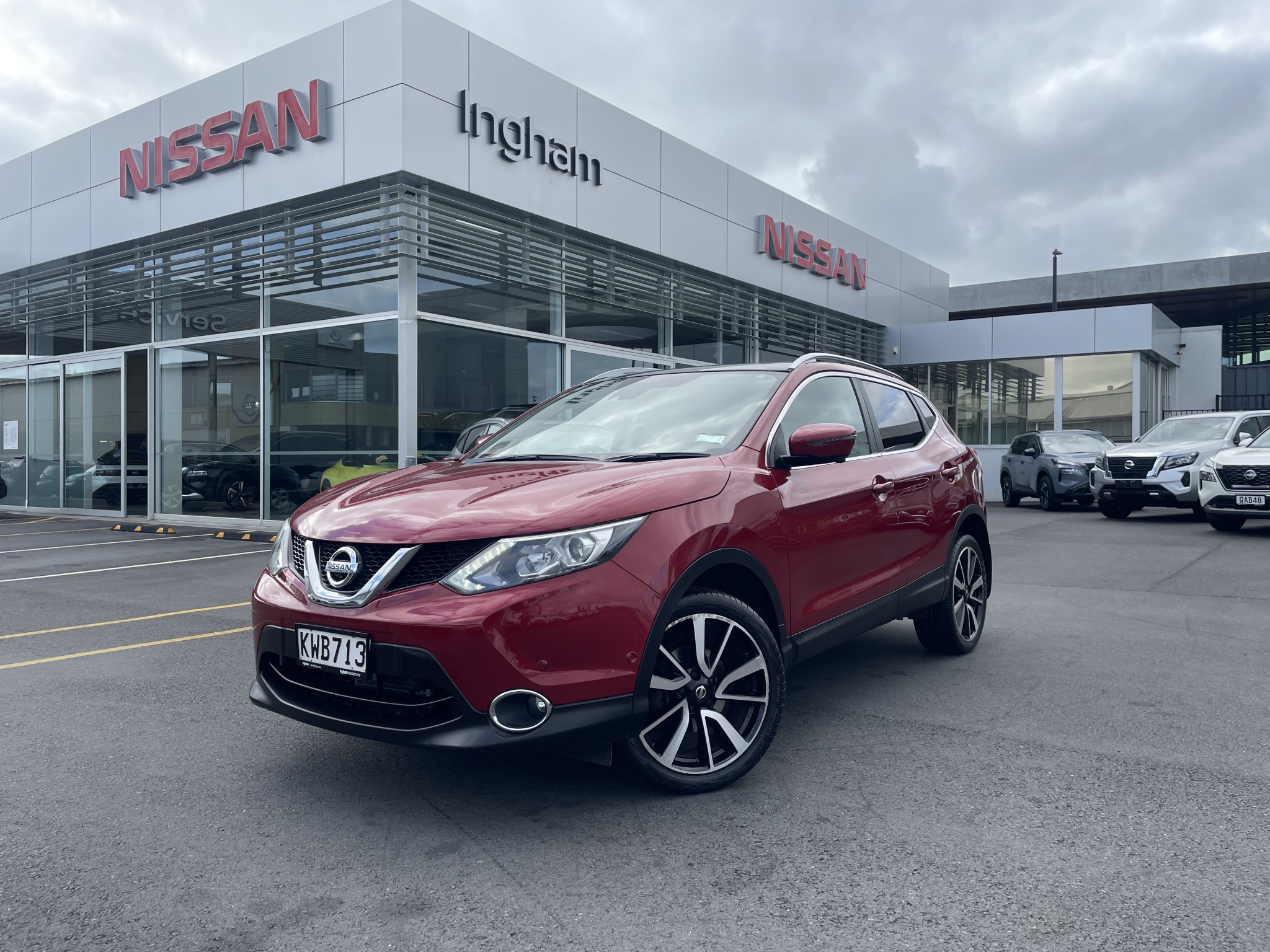 2017 Nissan Qashqai | TI 2.0P | 25250 | 1