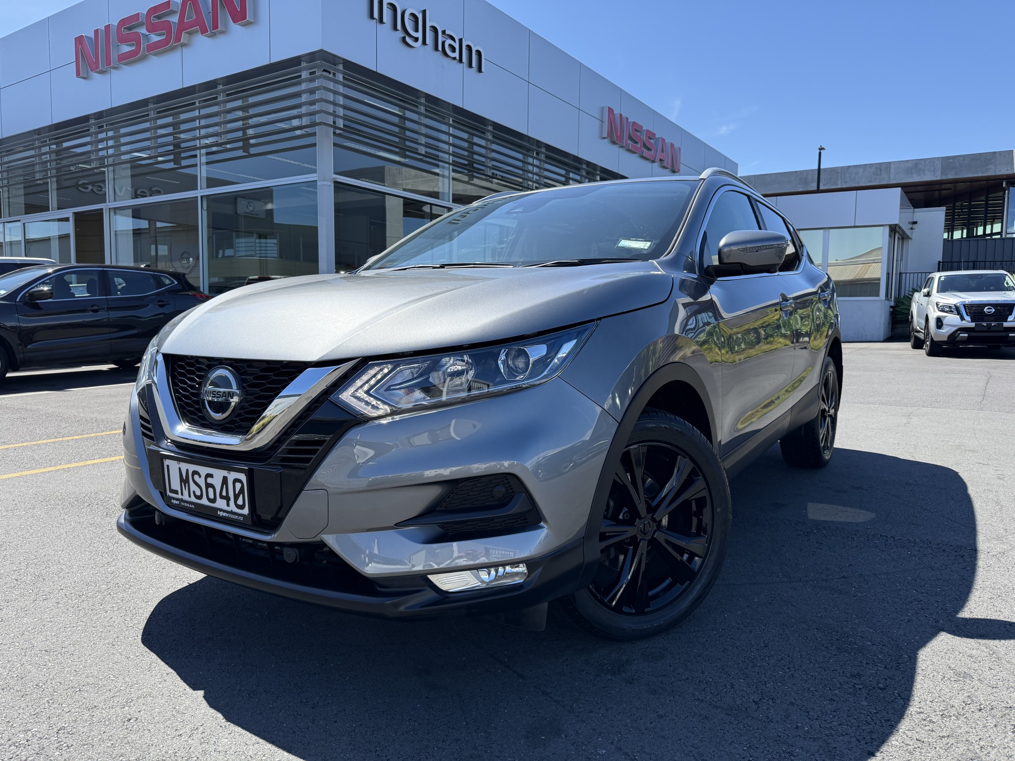 2018 Nissan Qashqai | ST-L 2.0P | 24852 | 2