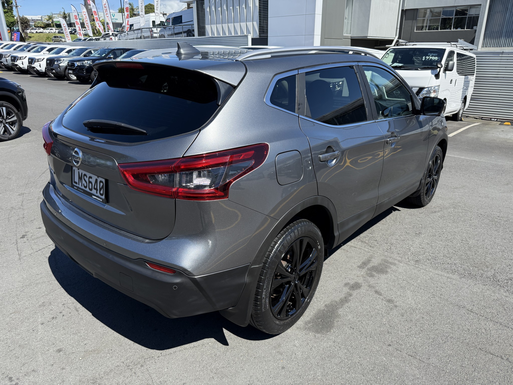 2018 Nissan Qashqai | ST-L 2.0P | 24852 | 6