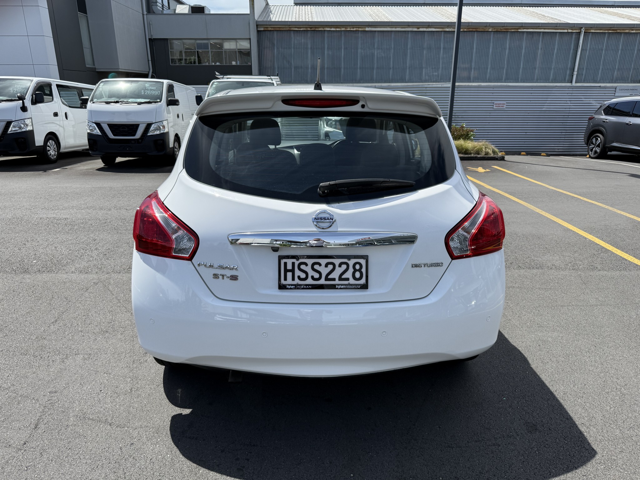 2014 Nissan Pulsar | ST-S | 25309 | 7