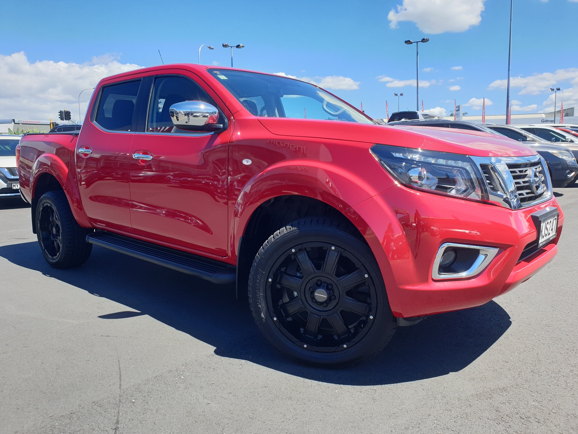 2019 Nissan Navara | ST 2.3D/7AM/UT/4DR/5 | 14048 | 1