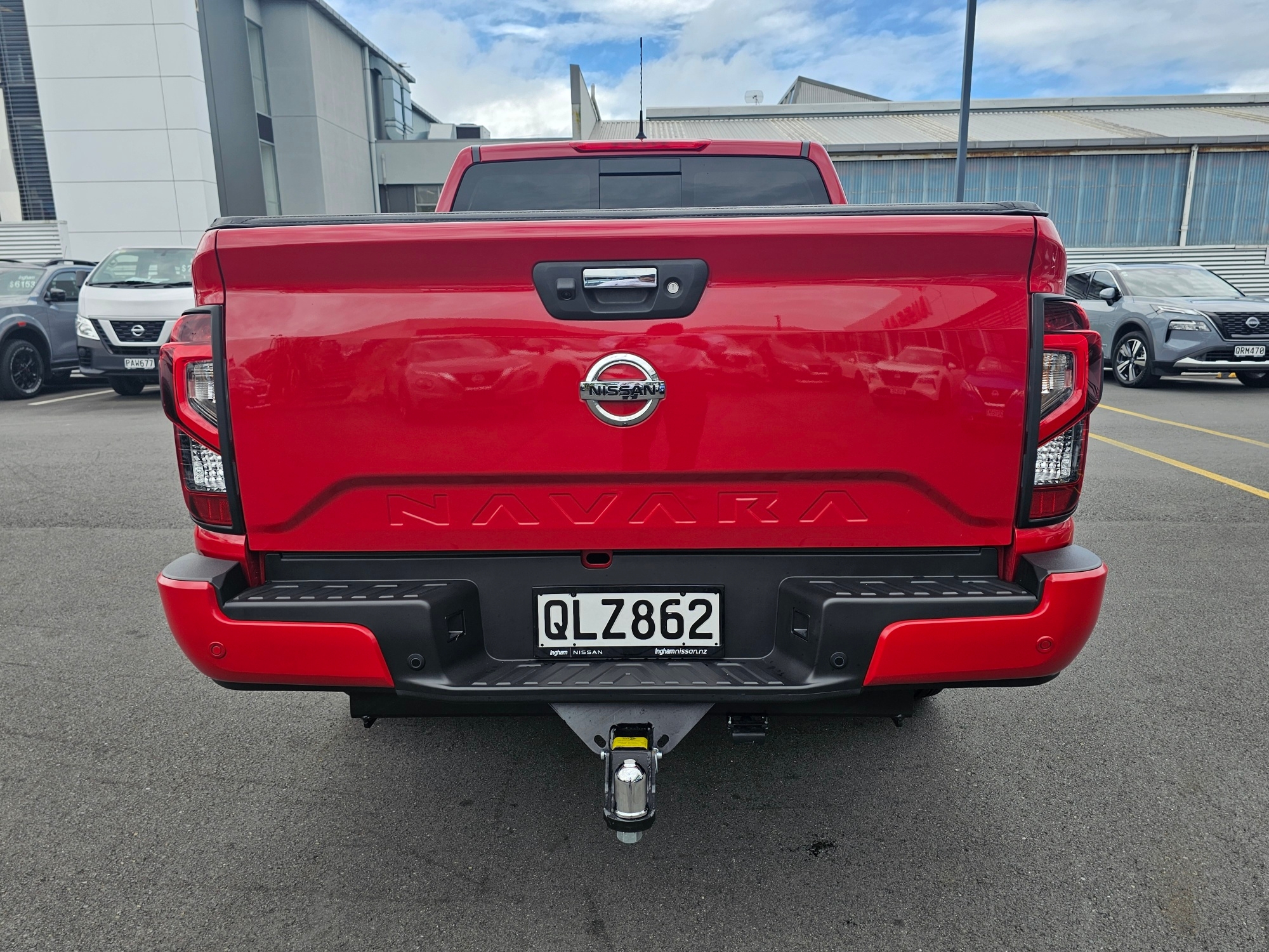 2024 Nissan Navara | ST 2.3D | 25408 | 7