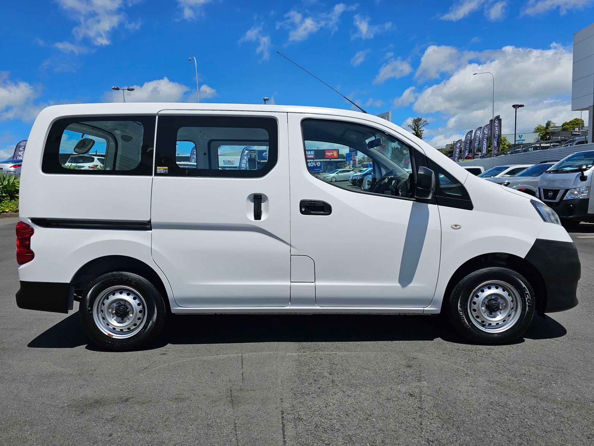 2021 Nissan Vanette | NV200 | 25574 | 6