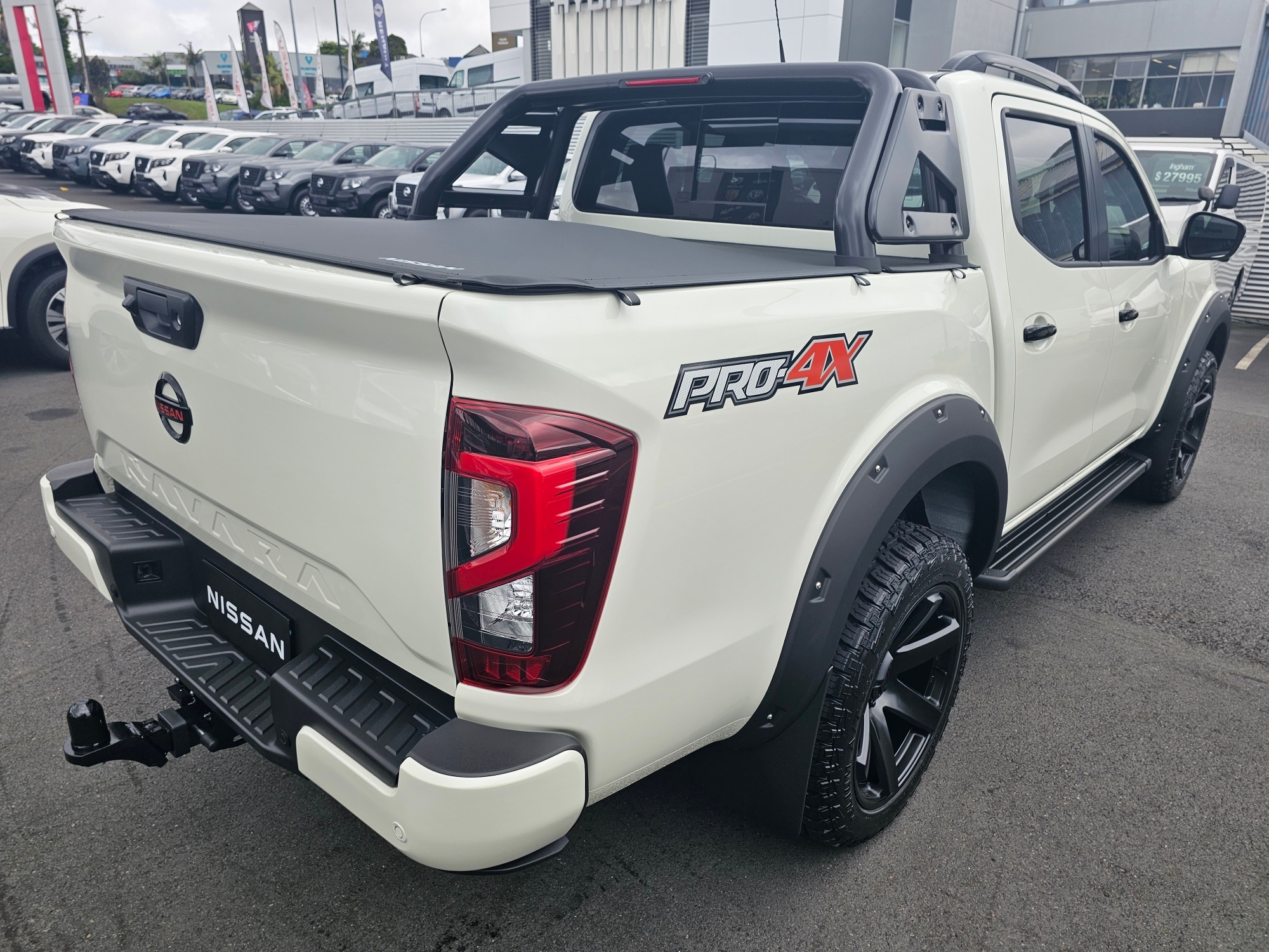 2025 Nissan Navara | PRO-4X ISE | 25578 | 6