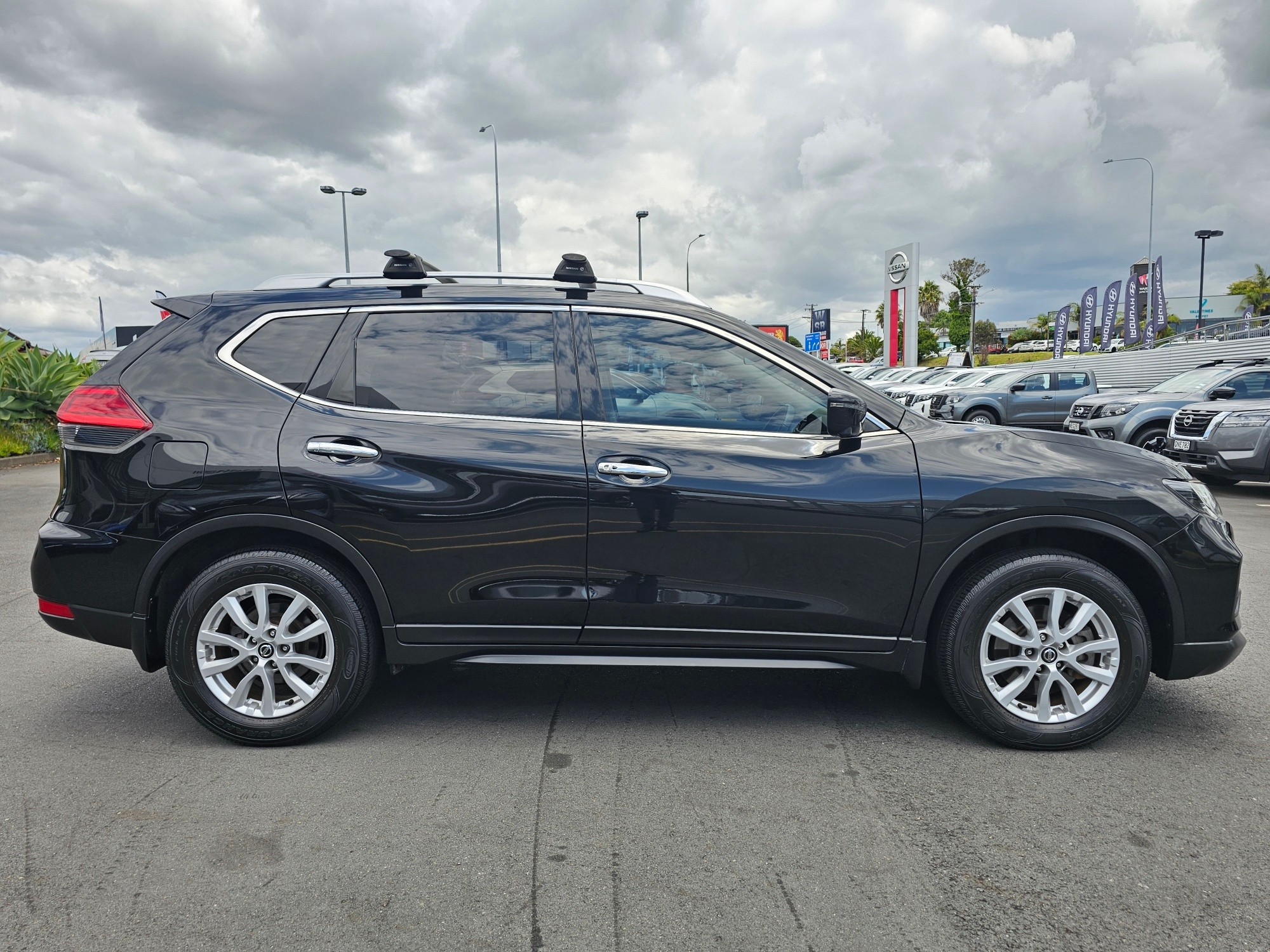 2018 Nissan X-Trail | ST-L 2.5P | 25628 | 5