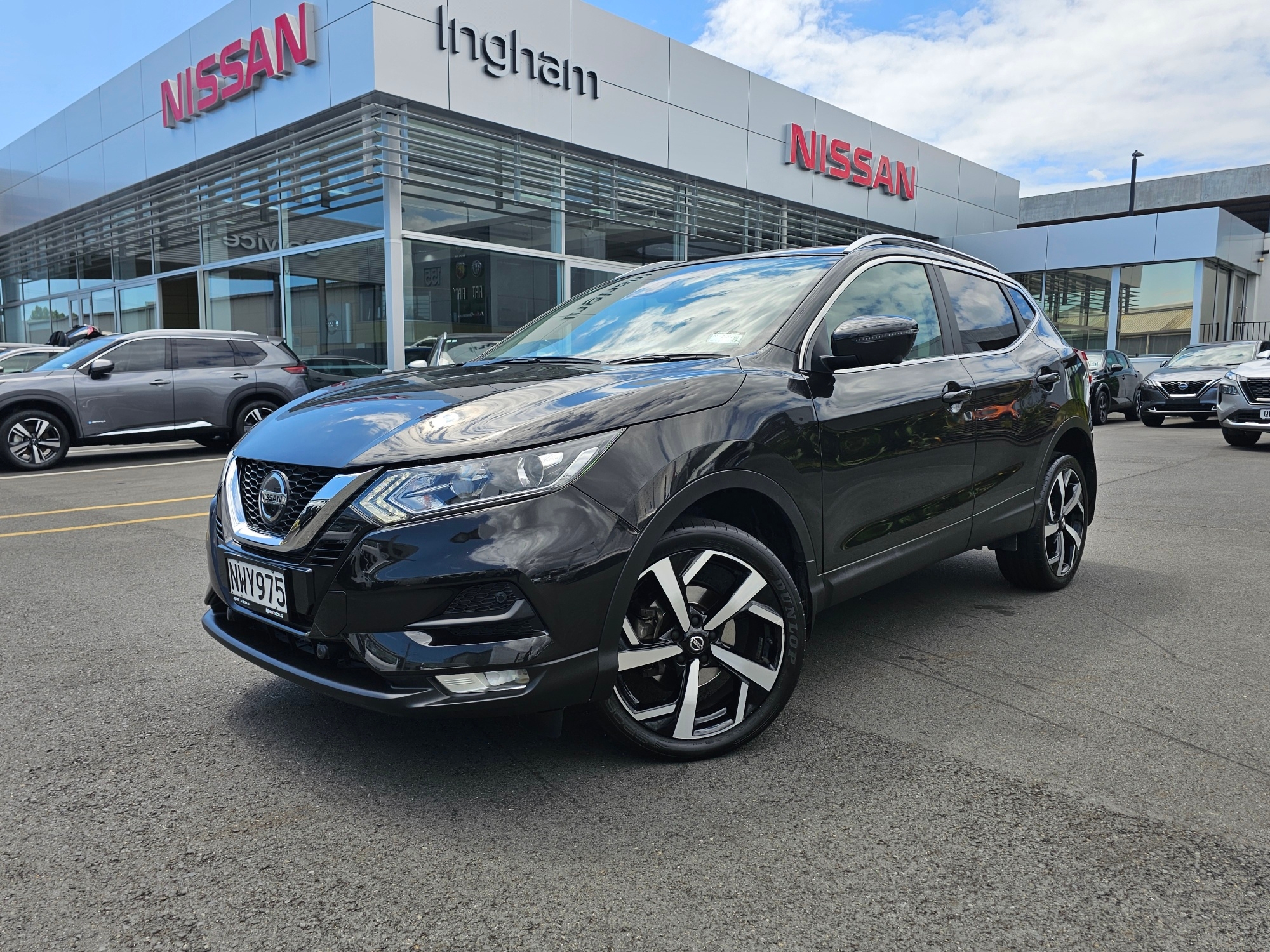 2021 Nissan Qashqai | ST-L 2.0P | 25631 | 1