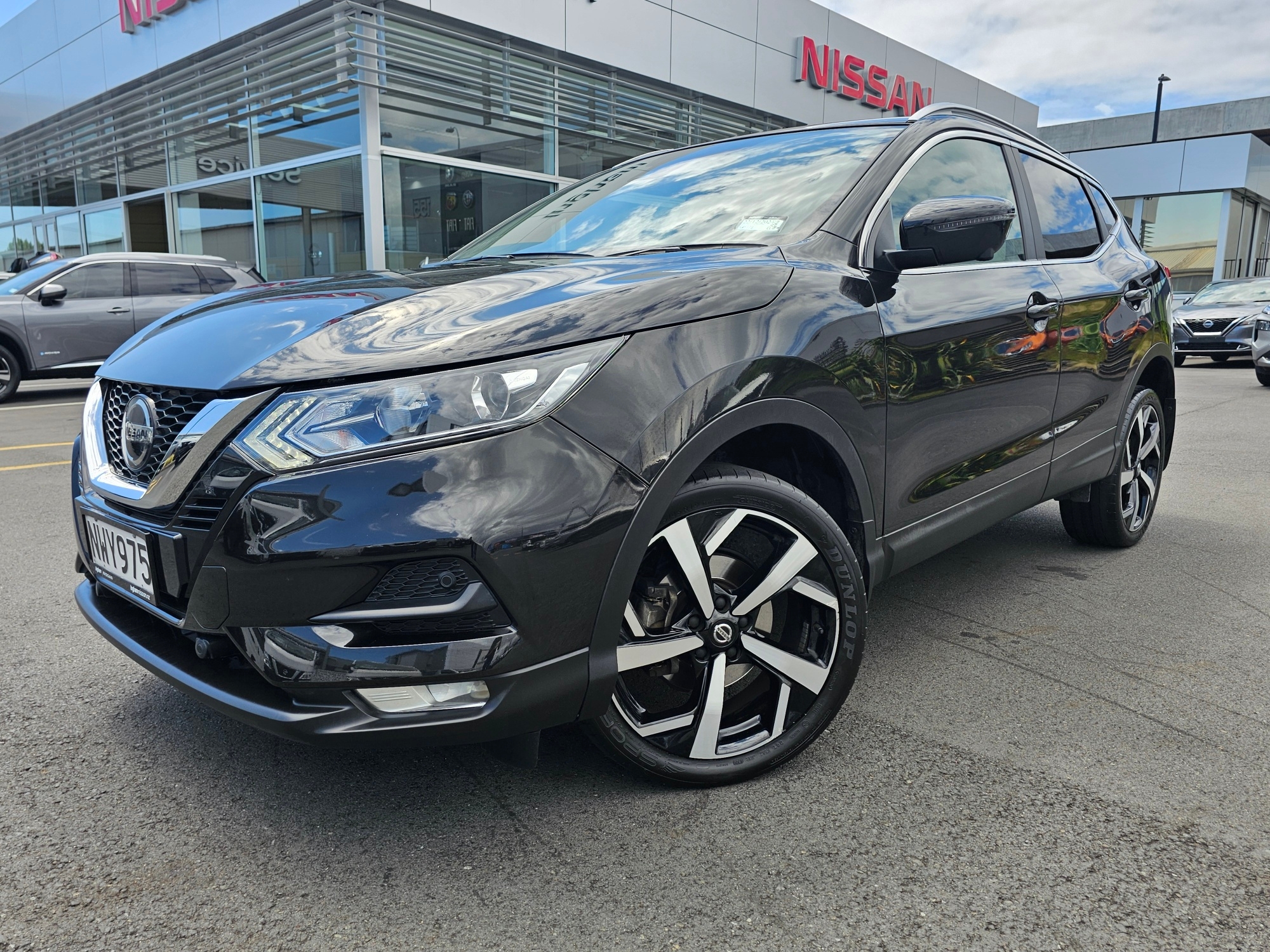 2021 Nissan Qashqai | ST-L 2.0P | 25631 | 2