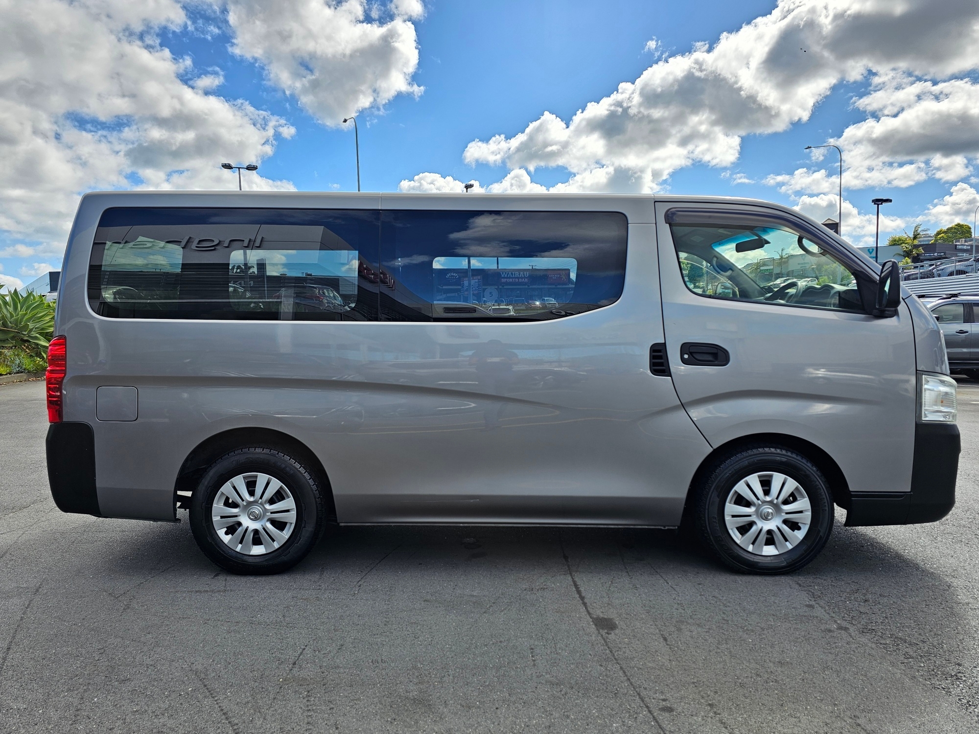 2016 Nissan NV350 | CARAVAN | 25634 | 5