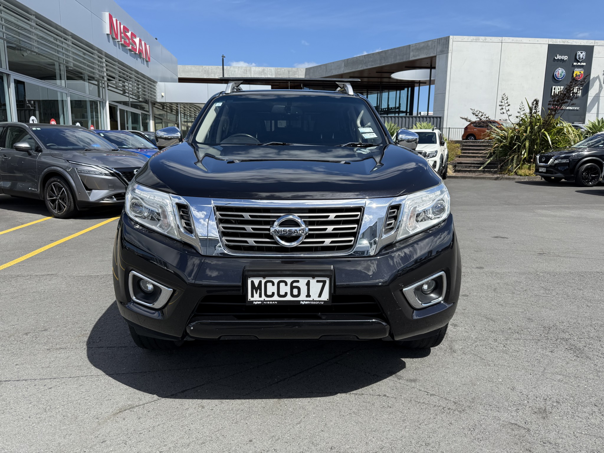 2019 Nissan Navara | ST-X 2.3D 2WD AUTO | 25677 | 3