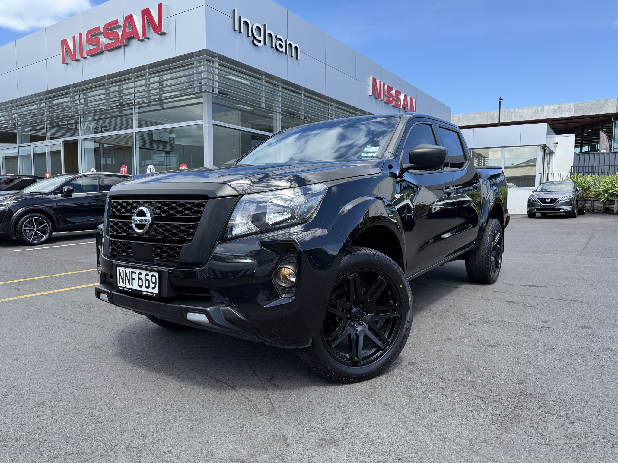 2021 Nissan Navara | BLACK EDITION 2WD AUTO  | 25678 | 2