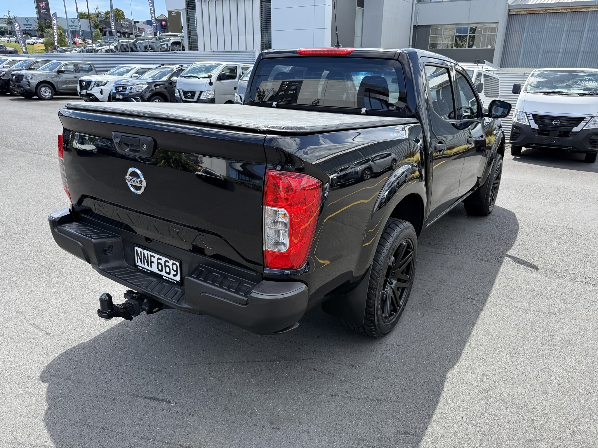 2021 Nissan Navara | BLACK EDITION 2WD AUTO  | 25678 | 6