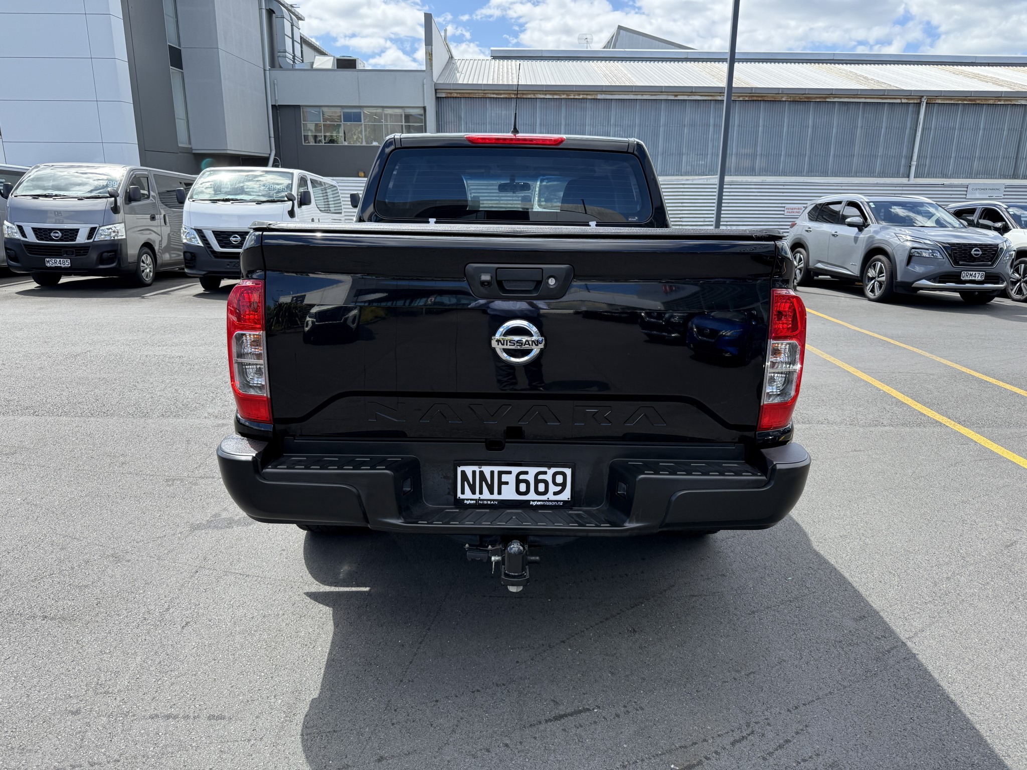 2021 Nissan Navara | BLACK EDITION 2WD AUTO  | 25678 | 7