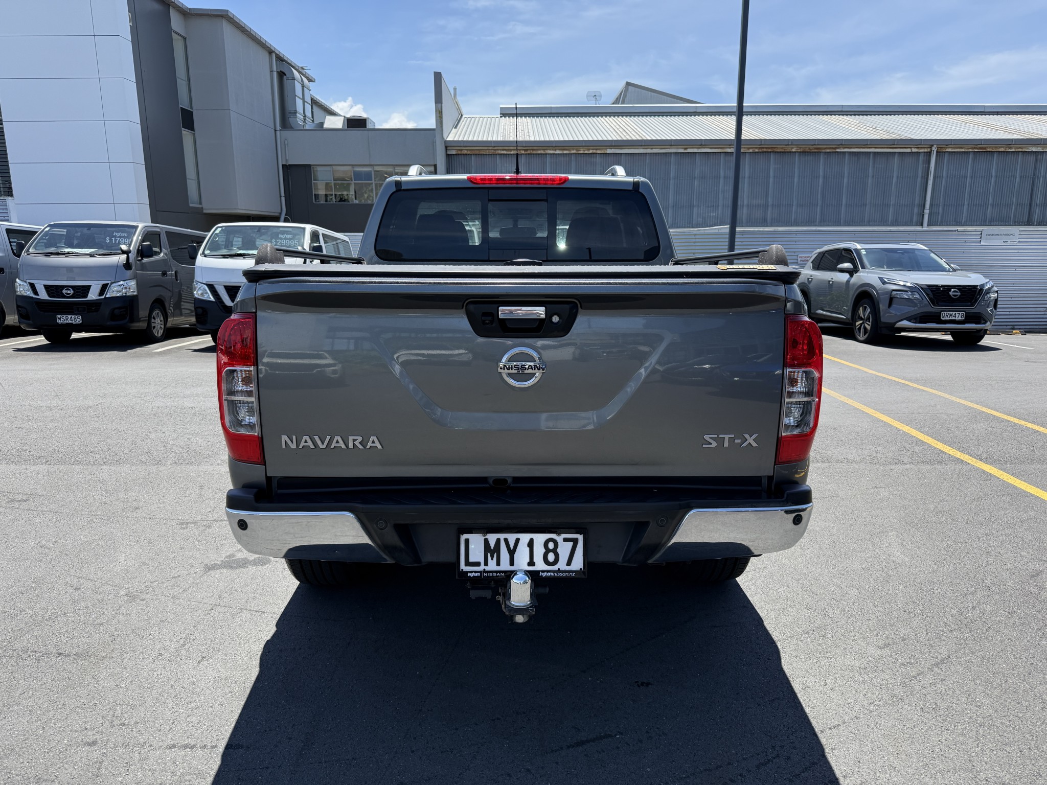 2018 Nissan Navara | ST-X 2.3D AUTOMATIC  | 25685 | 7