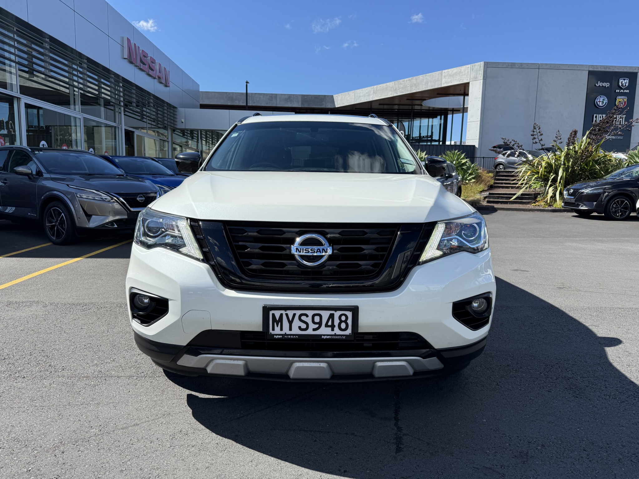 2020 Nissan Pathfinder | ST-L N TREK SPECIAL EDITION 4WD | 25731 | 3