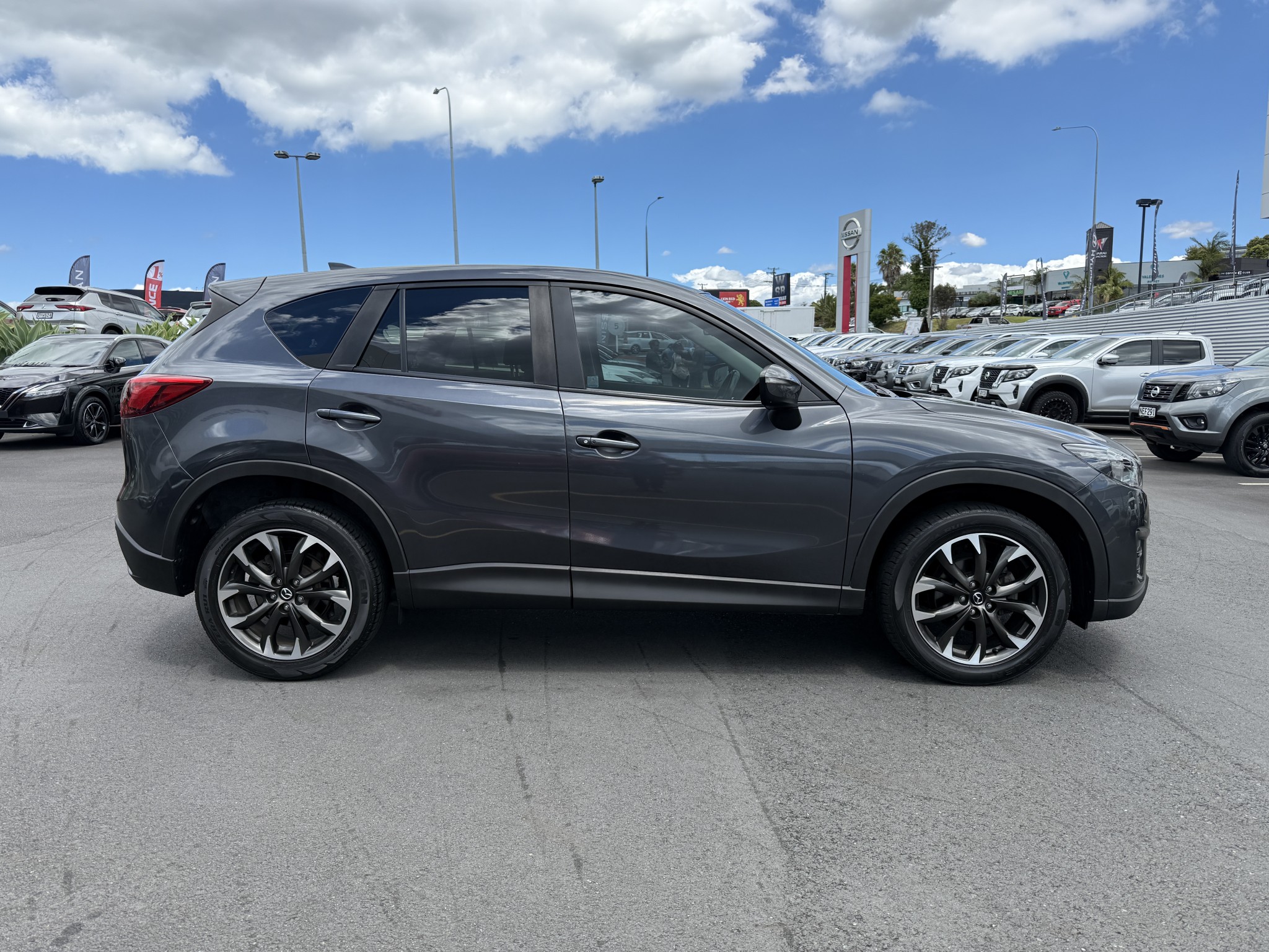 2015 Mazda CX-5 | LTD AUTOMATIC 4WD - BOSE SOUND SYSTEM, SUNROOF | 25733 | 5