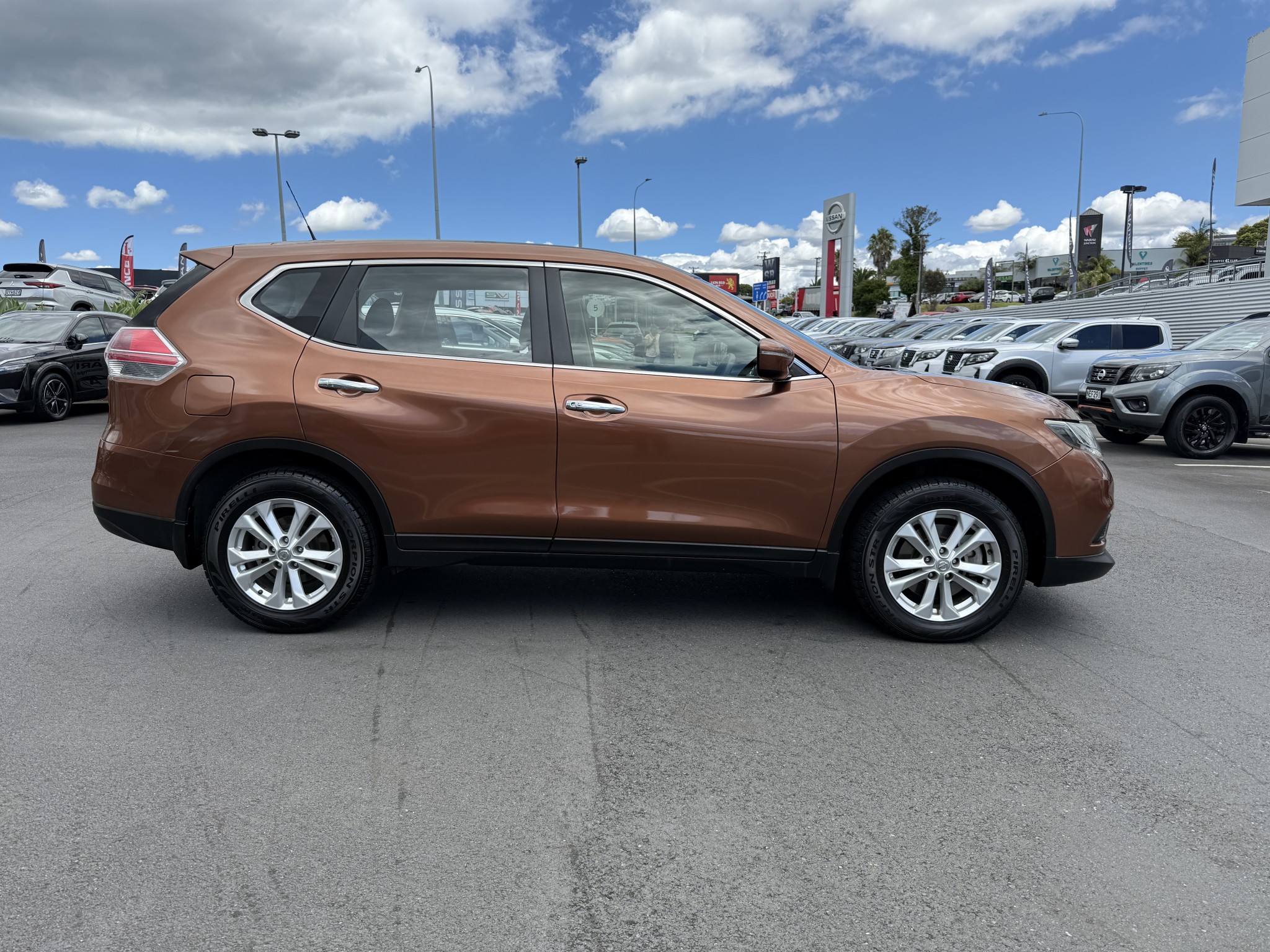 2015 Nissan X-Trail | ST AUTOMATIC  | 25734 | 5