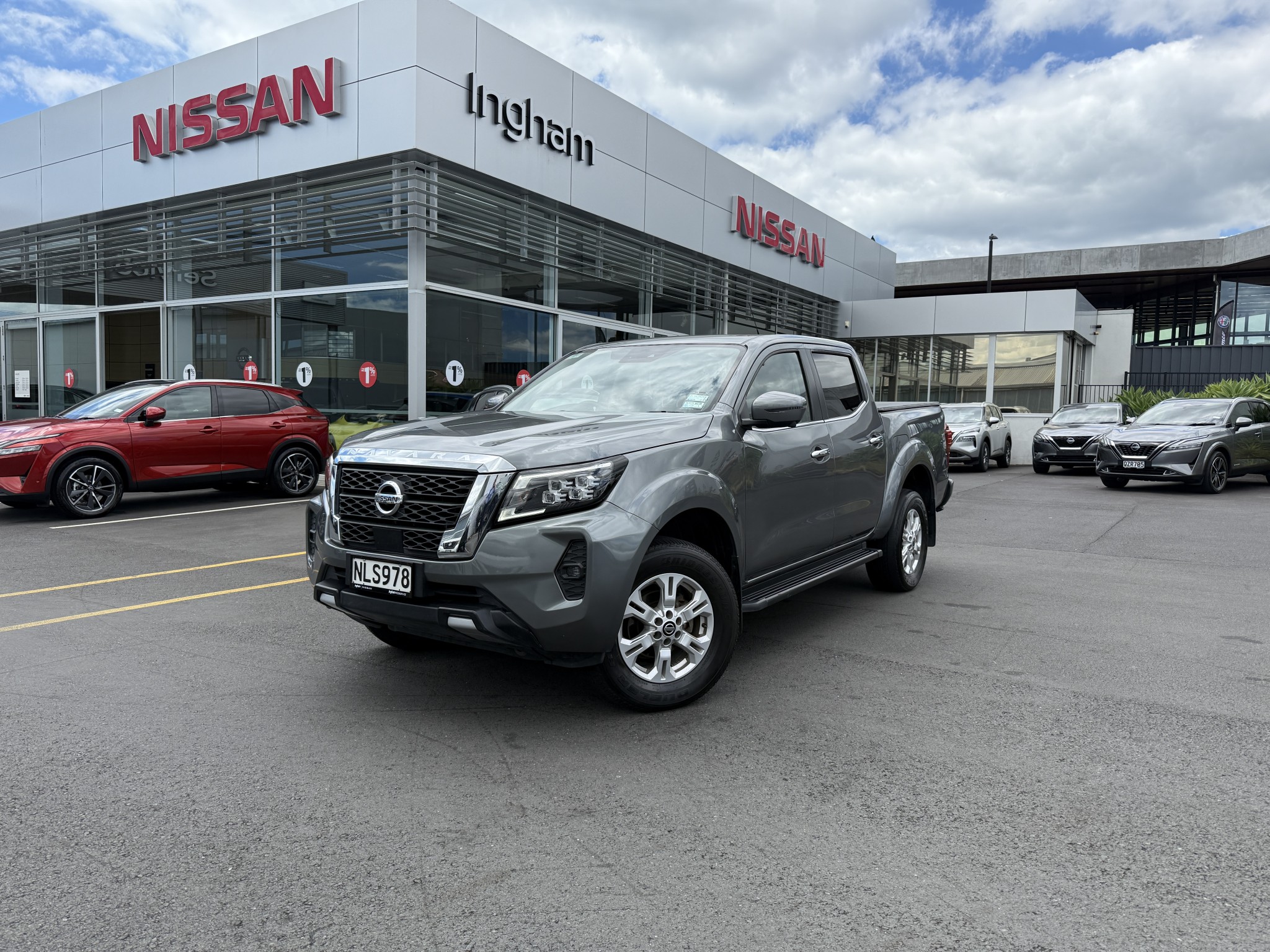 2021 Nissan Navara | ST AUTOMATIC 2WD | 25735 | 1