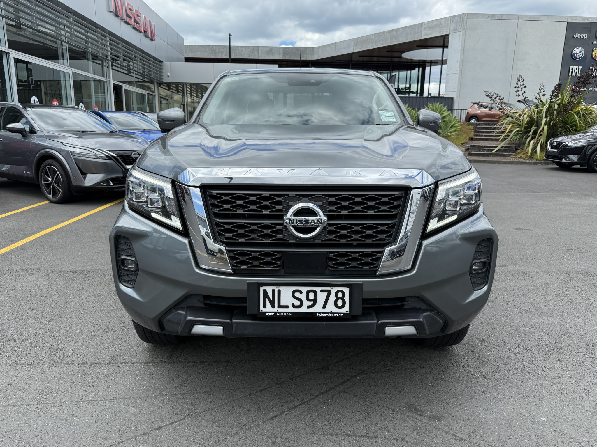 2021 Nissan Navara | ST AUTOMATIC 2WD | 25735 | 3