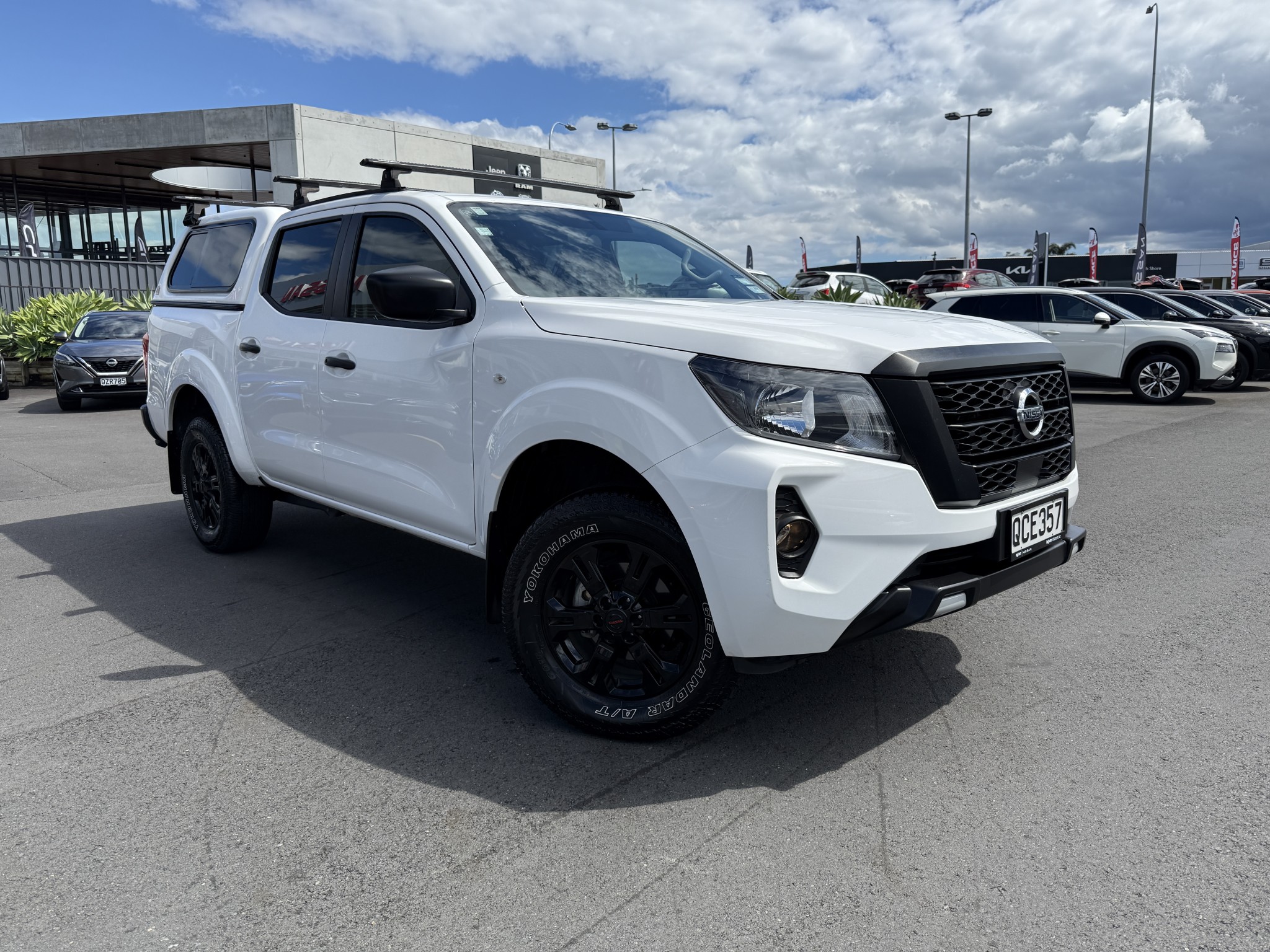 2023 Nissan Navara | SL X TRADIE PACK | 25738 | 4