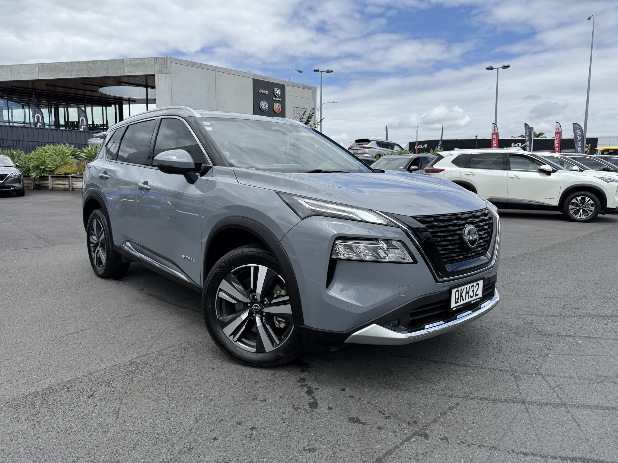 2024 Nissan X-Trail | TI-L E-POWER 1.5 HYBRID  | 25769 | 4